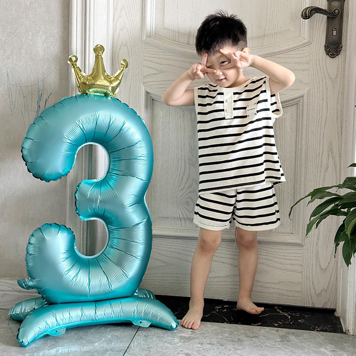 Standing Number 3 Balloon with Crown, 42 Inch Jumbo Mylar Foil Balloons Helium or Air Balloons for 3Nd 13 23 Birthday Party Celebration Decoration Blue Number 3 image number 6