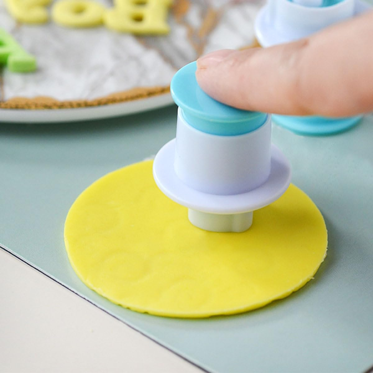 NILLOS Cookie Stamp Impress, 26 PCS Alphabet Fondant Cake Moulds for DIY Sugar Cookies, Chocolate, and Cake Decorating (1.26X1.37 In)