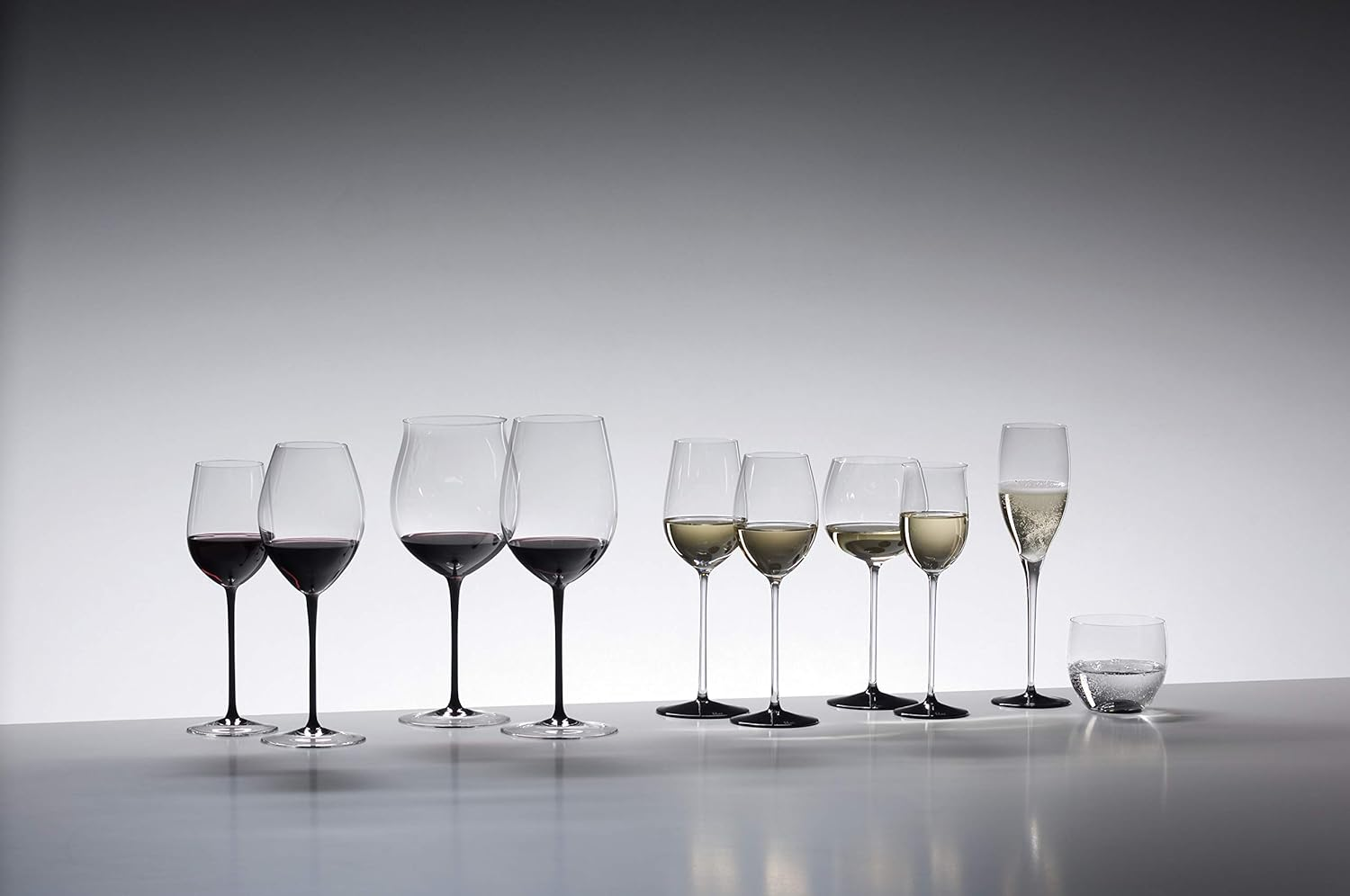 Riedel Sommeliers Black Tie Burgundy Grand Cru Glass image number 4
