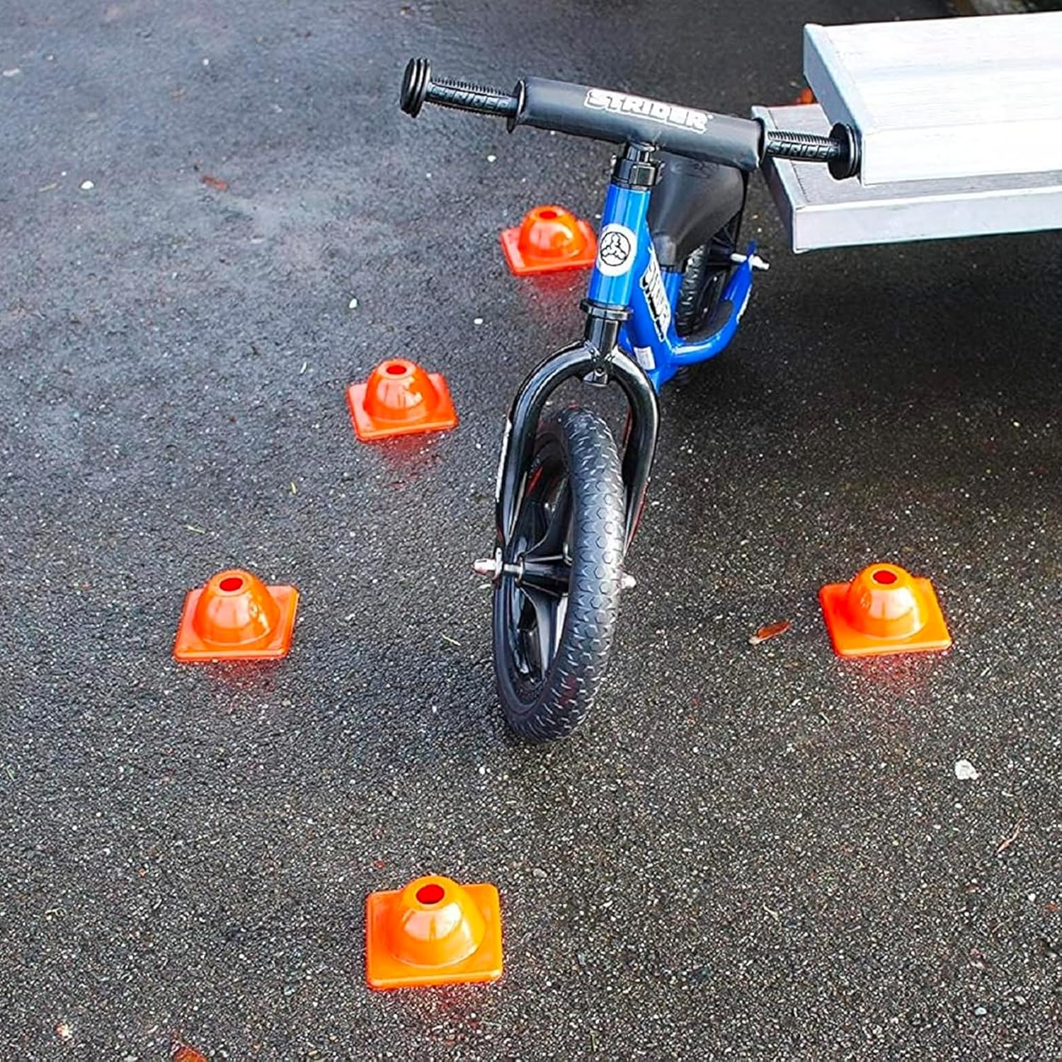 Purifyou Kamelkone Agility Training & Motorcycle Cones for Sports & Kids | Set of 12 Premium Green/Orange Plastic Cones, for Bikes, Traffic & Soccer