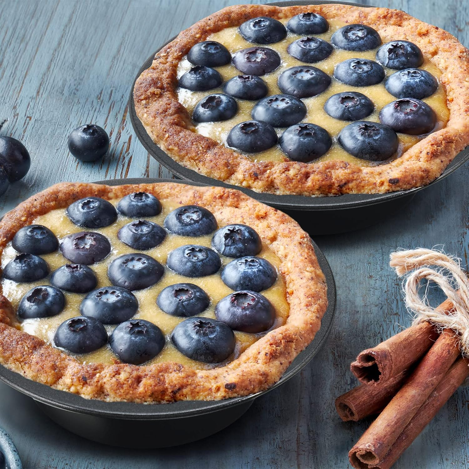 Pie Dish Set Including Mini Pie Pans Nonstick 5 Inch Metal Bakeware and Silicone Crust Protector 3.5-6.4 Inch Kitchen Baking Cover to Protect Edge from Burning, Red(16 Pcs) image number 2