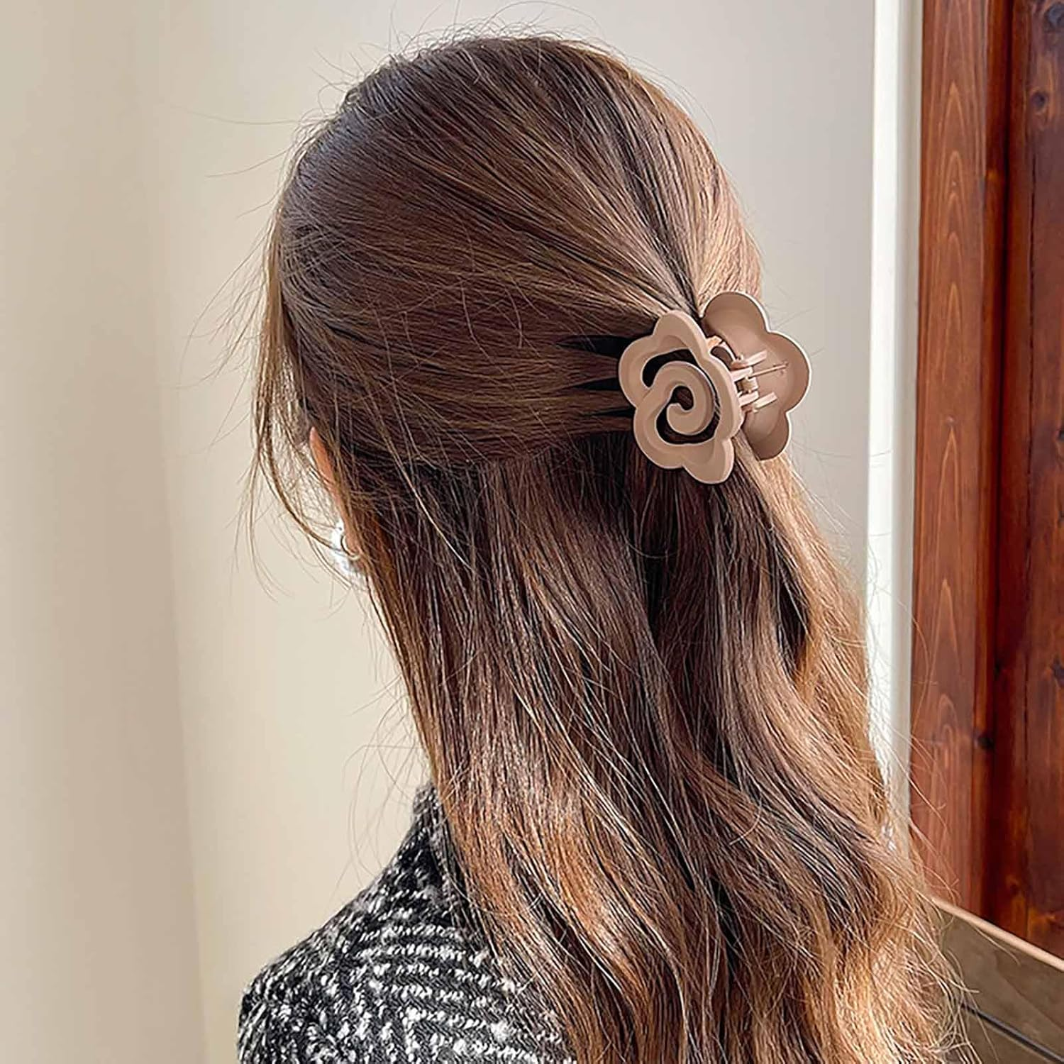 Inateannal Flower Claw Hair Clips Matte Flower Hair Clips White Medium Hair Clip Plastic Thick Hair Non-Slip Strong Hold Claw Camellia Hair Accessories image number 6