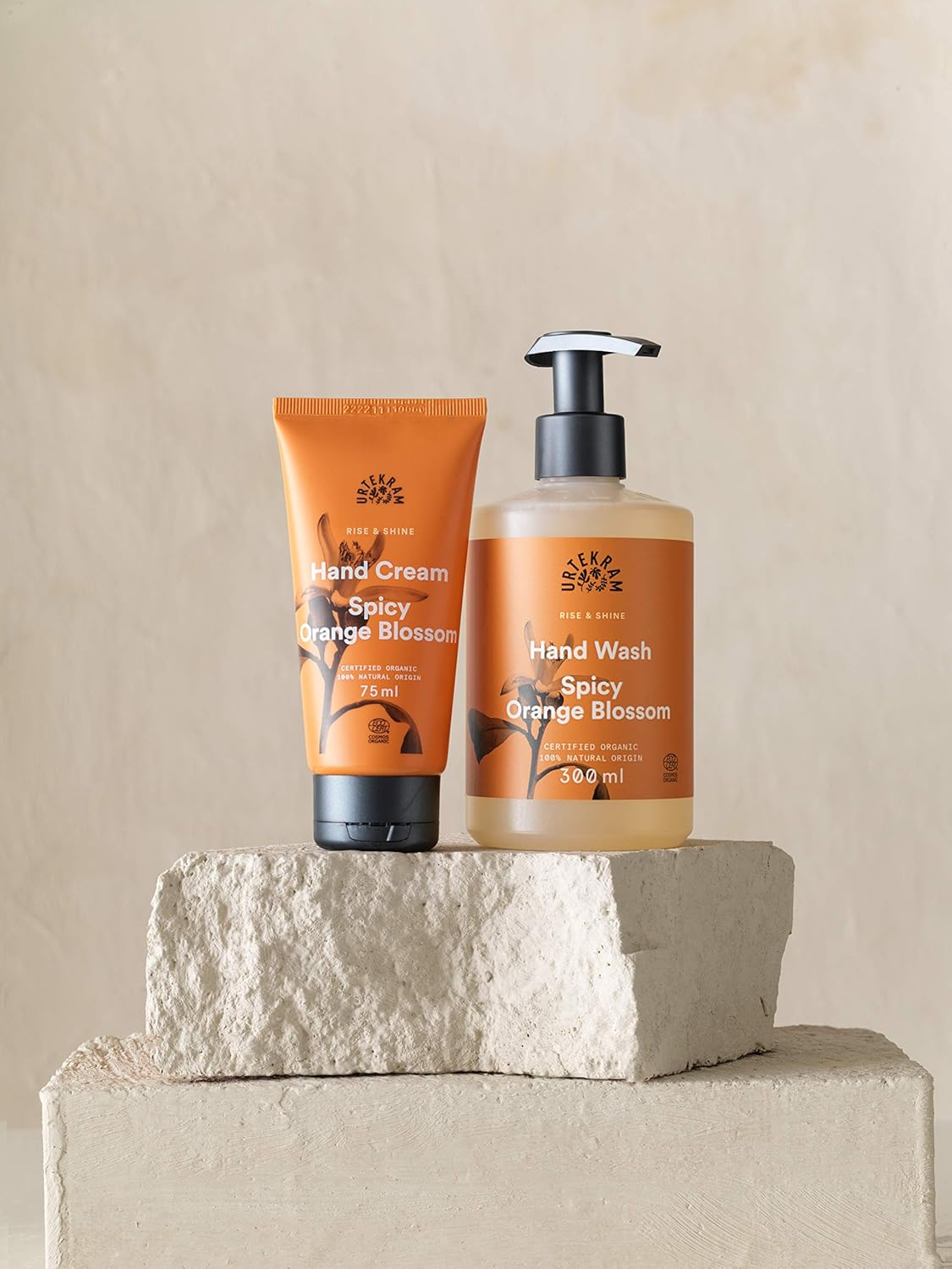 Urtekram Hand Wash - All Skin Types - Spicy Orange Blossom - 300 Ml, Vegan, Organic, Natural Origin image number 6