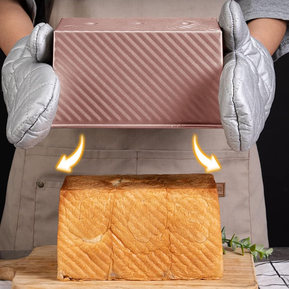 TOMVAES Bread Baking Moulds with Lid, Golden Loaf Tin with Non-Stick Coating, Steel Toast Bread Baking Mould for Bread, Pastry, Cake 450G image number 4