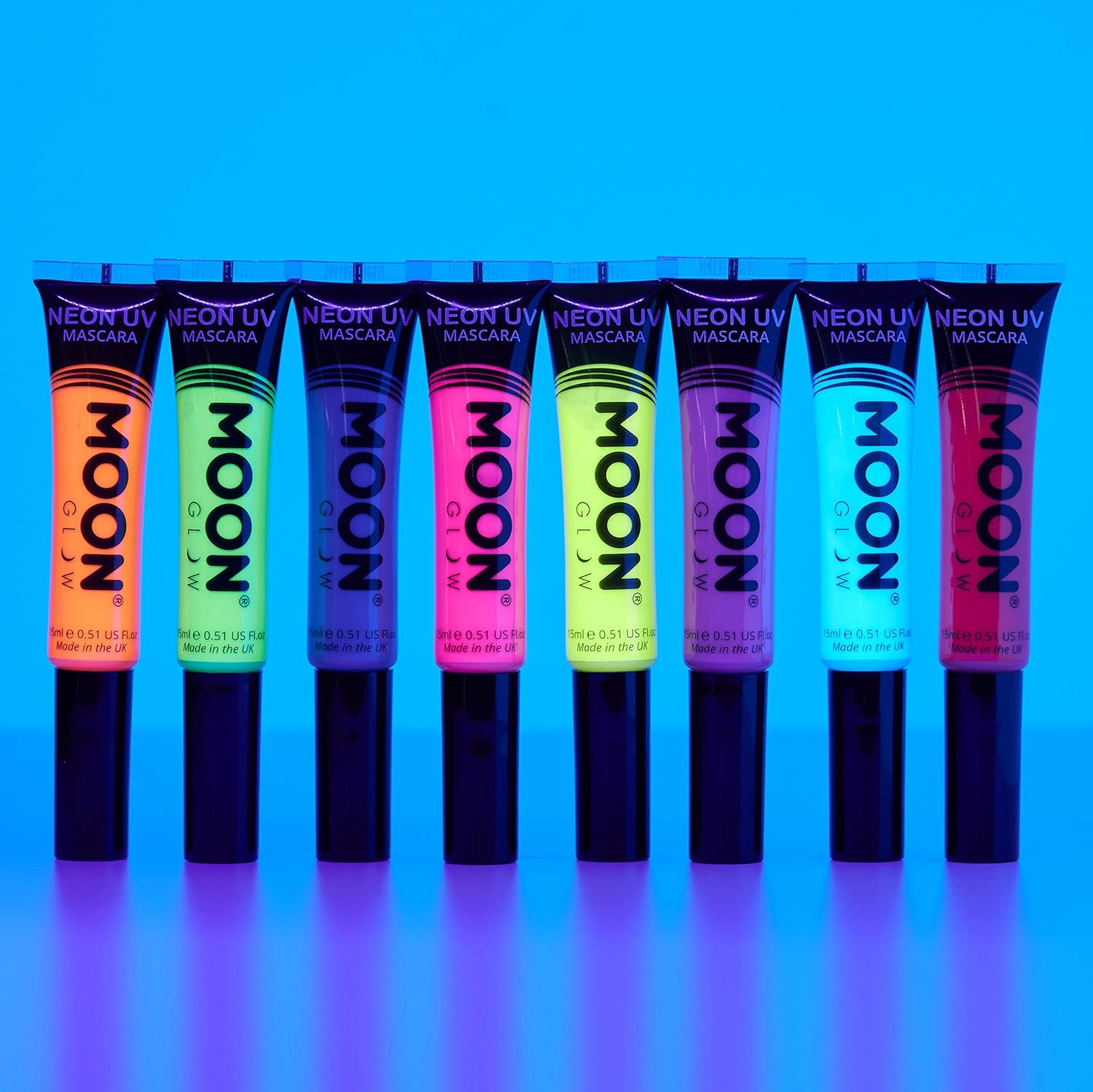 Moon Glow - Neon UV Mascara 15Ml White - Glows Brightly under UV Lighting image number 4
