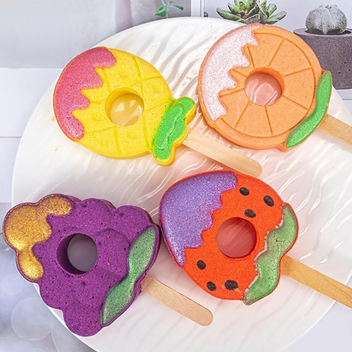 FOYTOKI 4Pcs Ball Essential Oil Creative Bathing Bomb for Boys and Girls Adults image number 2