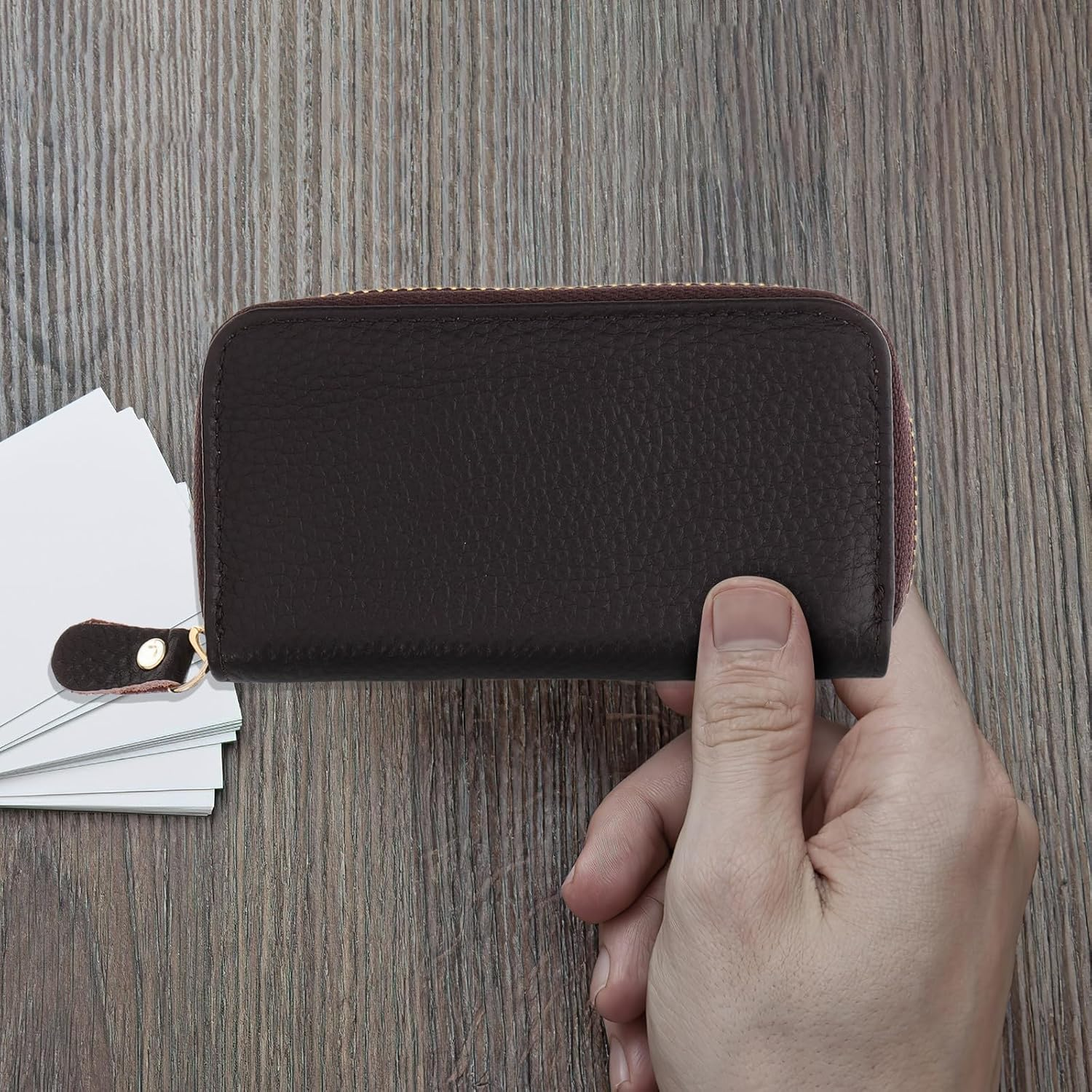 VALICLUD Large Capacity Genuine Leather Key Holder for Men with Zipper Multifunctional Car Key Pouch and Keyring Carabiner Unisex Small Card Wallet for Travel and Daily Use image number 5