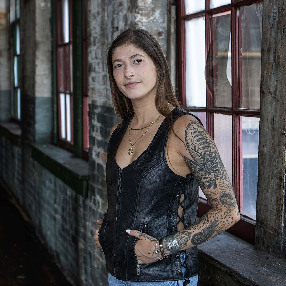 Milwaukee Women'S Side Lace Vest with Stitch Detailing (Black, Large) image number 1