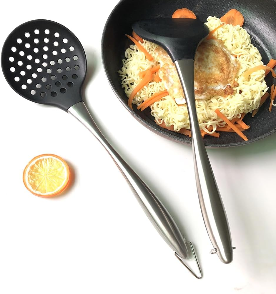 Honglida Silicone Wok Skimmer Premium Slotted Spoon Scoop Strainer Colander BPA Free 600&ordm;f Stainless Steel Handle 14 Inch for Non Stick Cookware(Black) image number 5