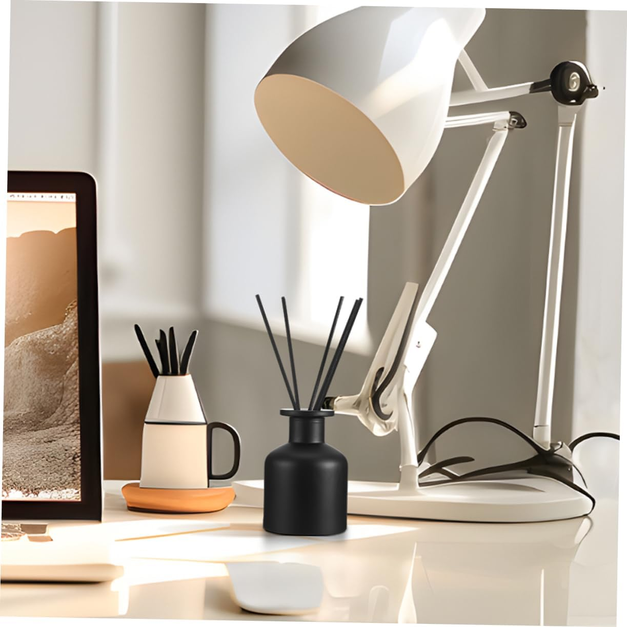 Glass Aromatherapy Diffuser Bottle 150Ml Matte Black Glass Reed Diffuser Container Refillable Essential Oil Jar for Home Fragrance Decoration image number 6