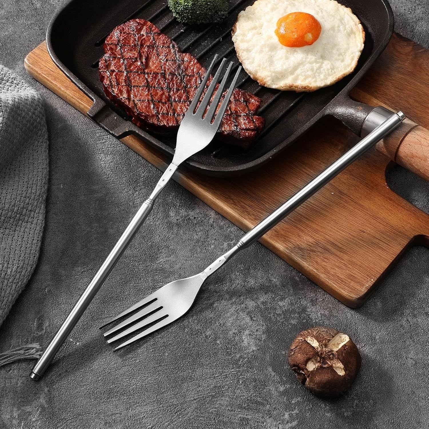 Extendable Fork - Non-Slip Kitchen Gadgets,Retractable Fork Barbecue Kitchen Utensils - for Home Office School BBQ Travel Outdoor Fishing Baking Dinner Lunch image number 5