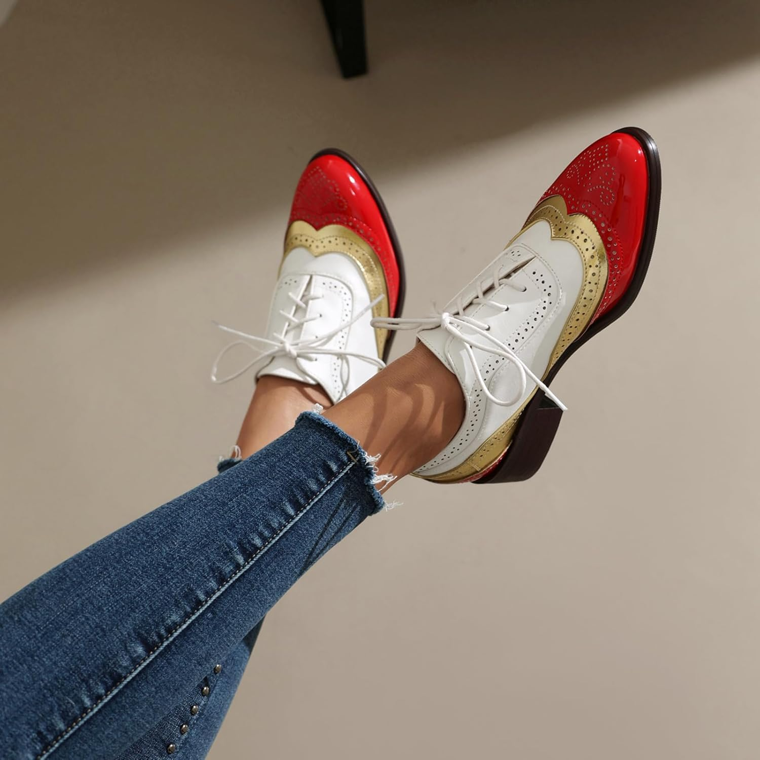 Galindopia Unisex Oxford Shoes Women Two Tone Perforated Wingtip Brogue image number 2