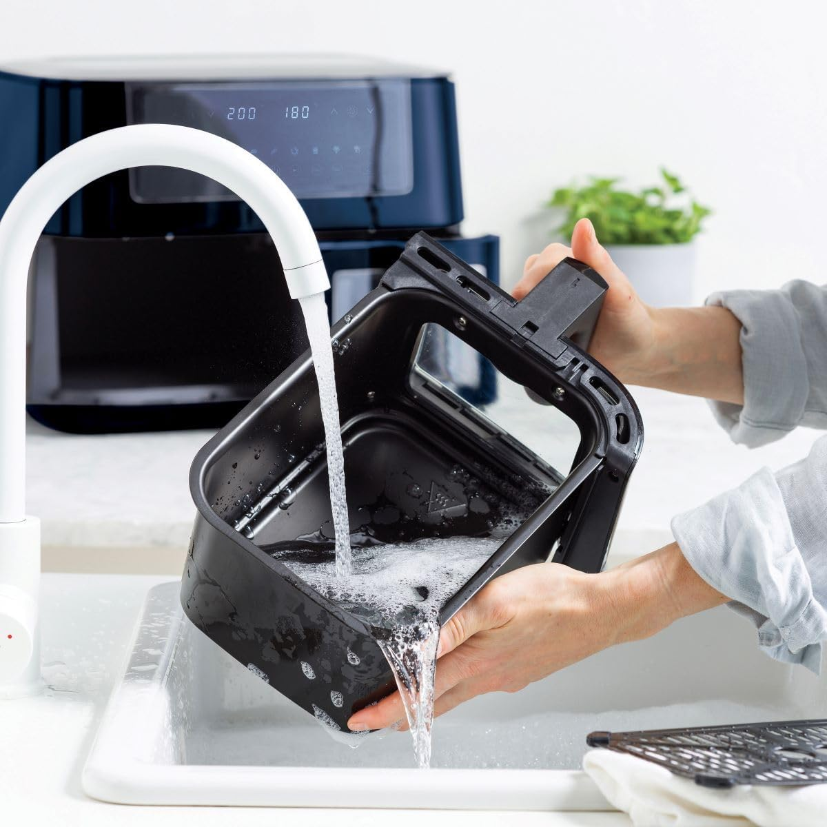 Greenpan Bistro Dual Zone Airfryer, Oxford Blue, Healthy Ceramic Non-Stick Coating, 2 X 4L Baskets, 9 One-Touch Presets image number 6