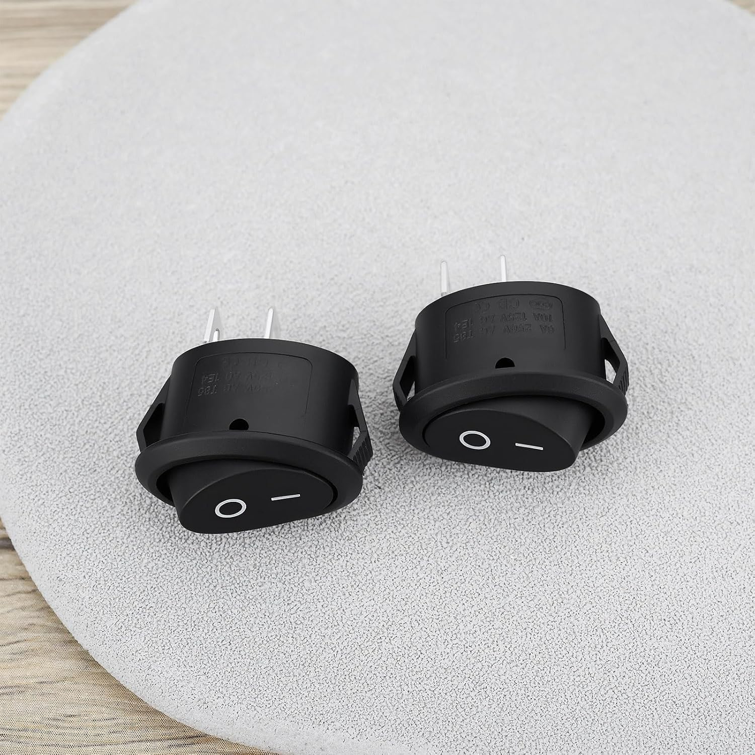 YINETTECH 5Pcs SPST Oval Rocker Switch 2Pin Toggle Switch 6A/250VAC 10A/125VAC for DIY Electronics image number 1