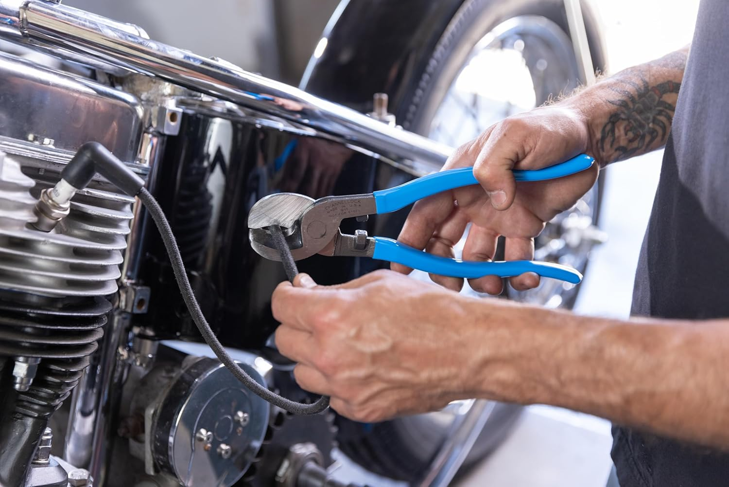 Channellock 911 9.5-Inch Cable Cutter | Ideal for Cutting Coaxial Cable, Aluminum and Copper Cabling | Pliers Forged from High Alloy Steel | Made in the USA image number 1