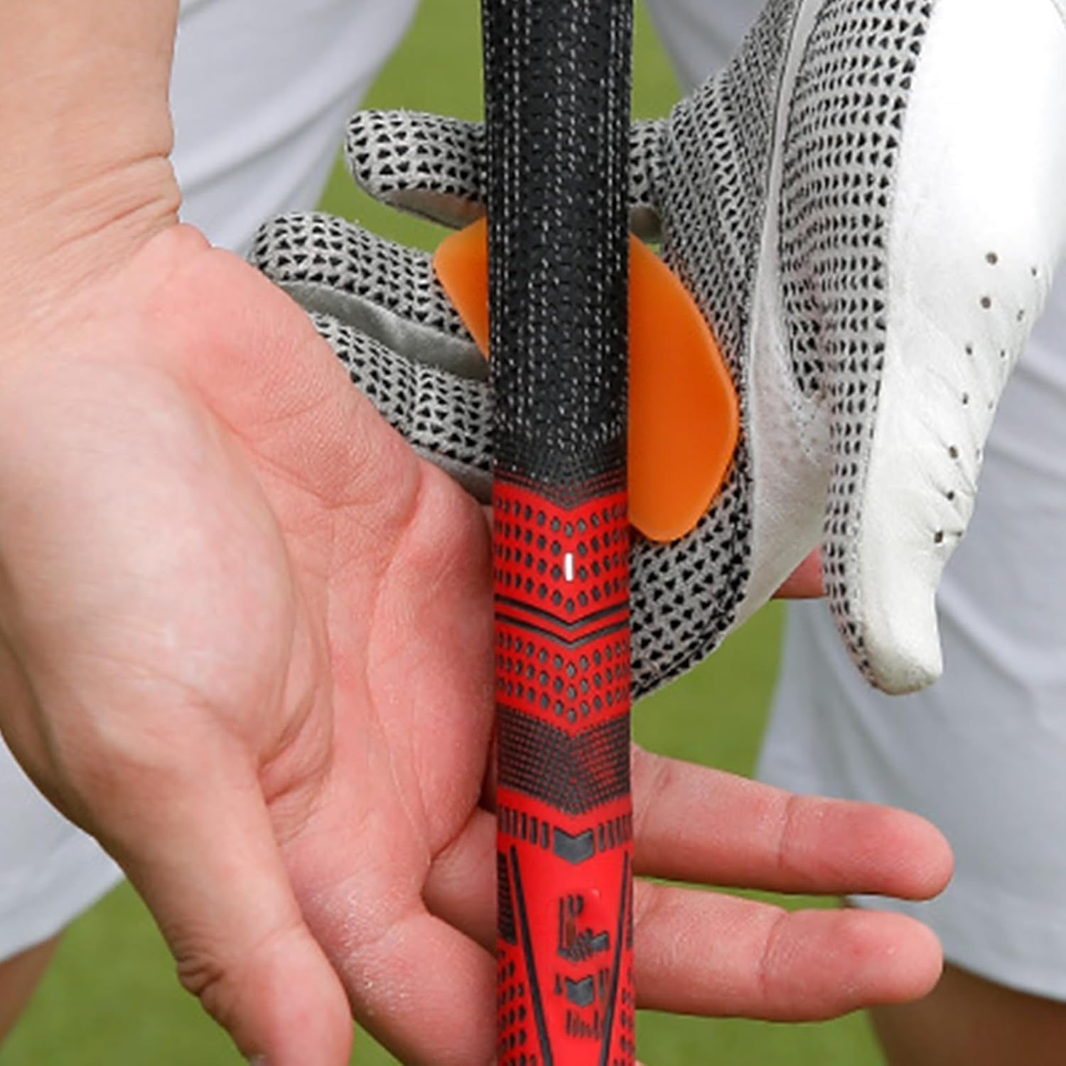 Liyquint 2 Pieces Silicone Non-Slip Golf Training Aids, Golf Club Swing Grip Mats, Golf Grip Mats, Golf Training Grip Aids, Suitable for Outdoor and Indoor Golf Grip Exercises image number 2