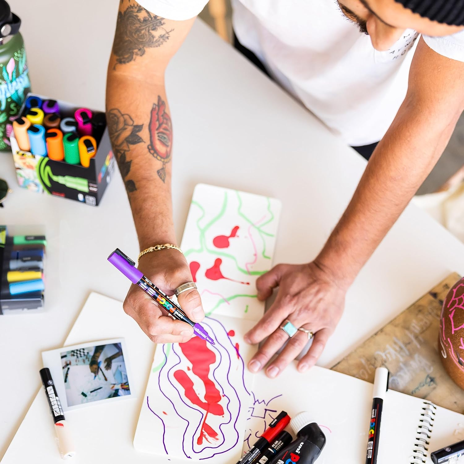 Uni-Ball 179382000 Posca Fine Bullet Tip Marker - Gold - Apple Green image number 4