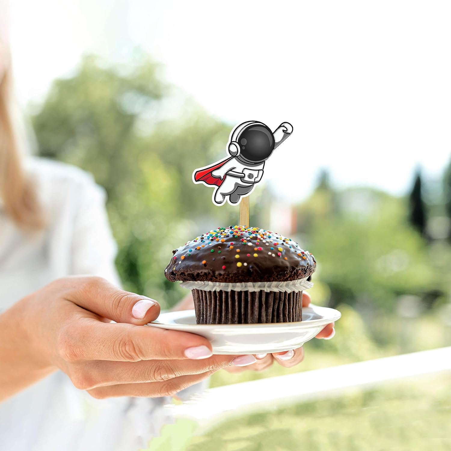 Space Astronaut Cupcake Topper image number 5