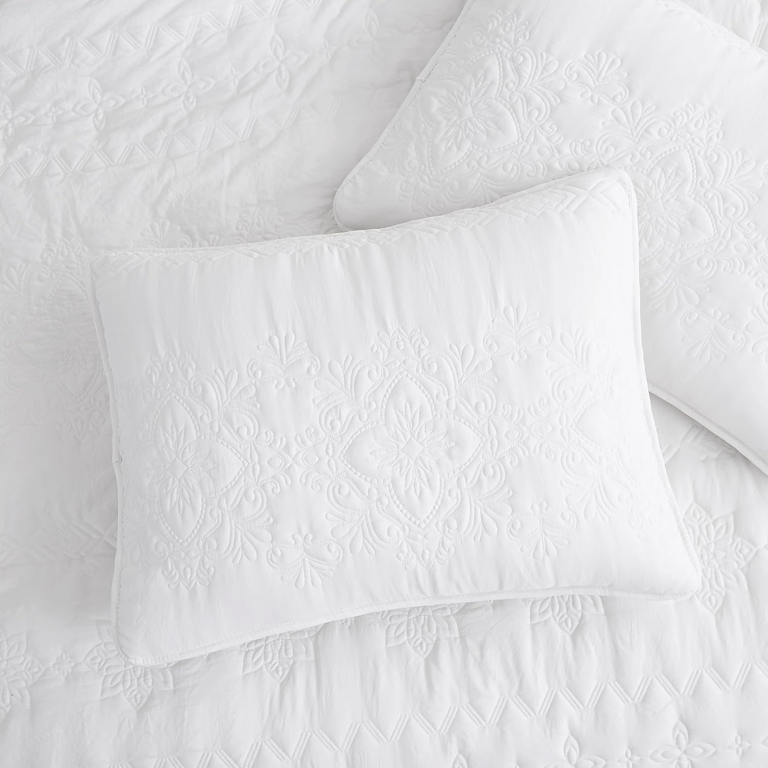 Boho White Quilt California Cal King Size Bedding Set with Pillow Sham, Oversized Lightweight Soft Bedspread Coverlet, Quilted Blanket Thin Comforter Bed Cover for All Season, 3 Pieces, 118X106 Inches image number 2