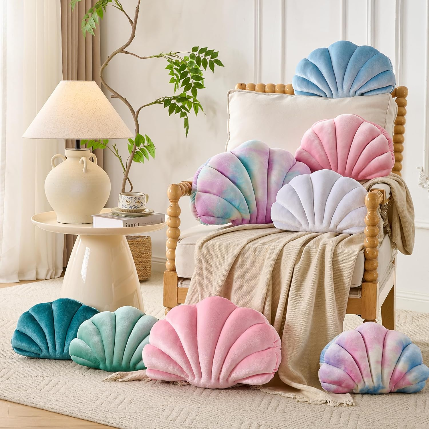 XIAIJIA Seashell Decorative Pillow Shell Shaped Throw Pillow 3D Insert Beach Pillow Soft Velvet Pillow Sea Ocean Decoration Couch Bed Pillow Cushions(White,18 X 13 Inch)