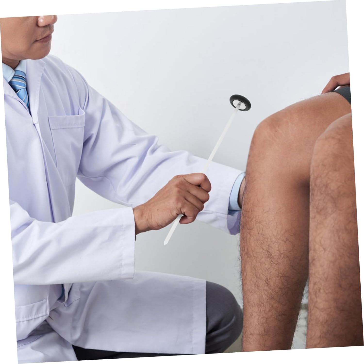 Portable Plastic Neurological Reflex Hammer Lightweight Diagnostic Tool for Accurate Neurological Exams Medical Teaching and Clinical Use image number 2