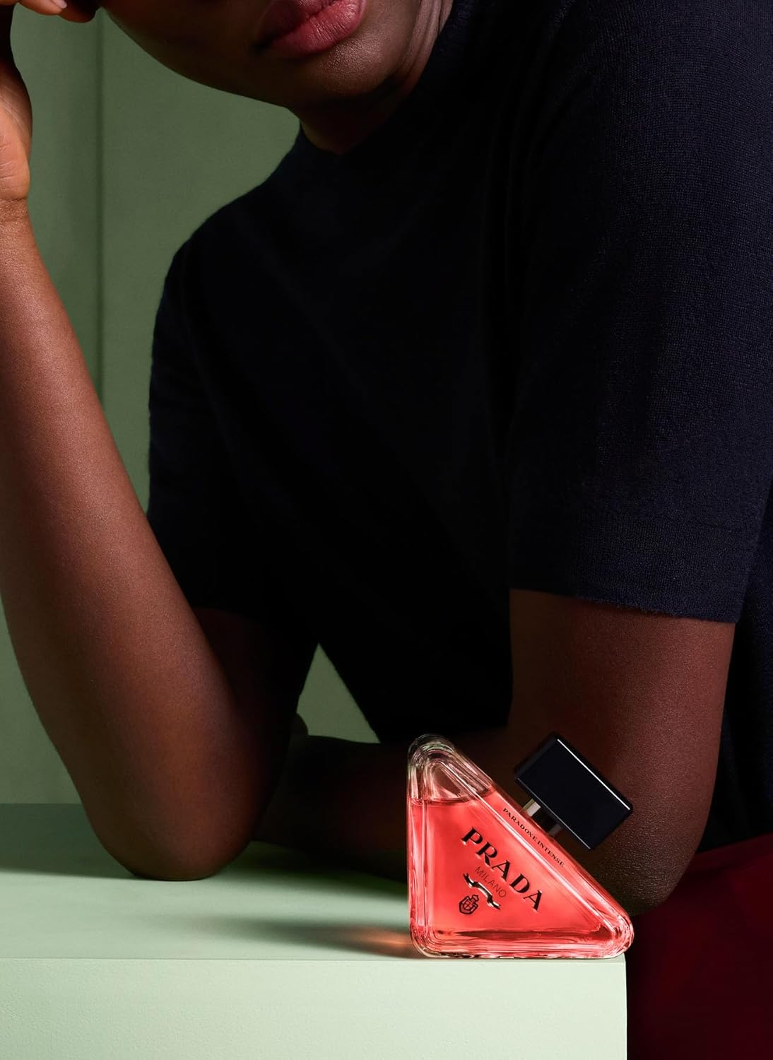 Prada Paradoxe Intense Eau De Parfum Gift Set (EDP 90 Ml + EDP Mini 10 Ml) image number 3