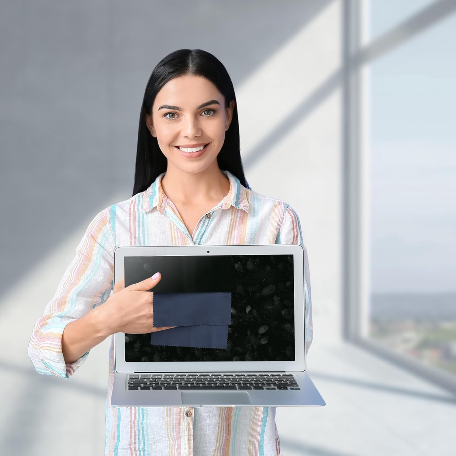 Kleantoday Microfiber Cleaning Cloth (Pack of 4) Ultra-Soft Cleaning Cloth for Glasses, Iphone, Camera Lens, Screens & More image number 6