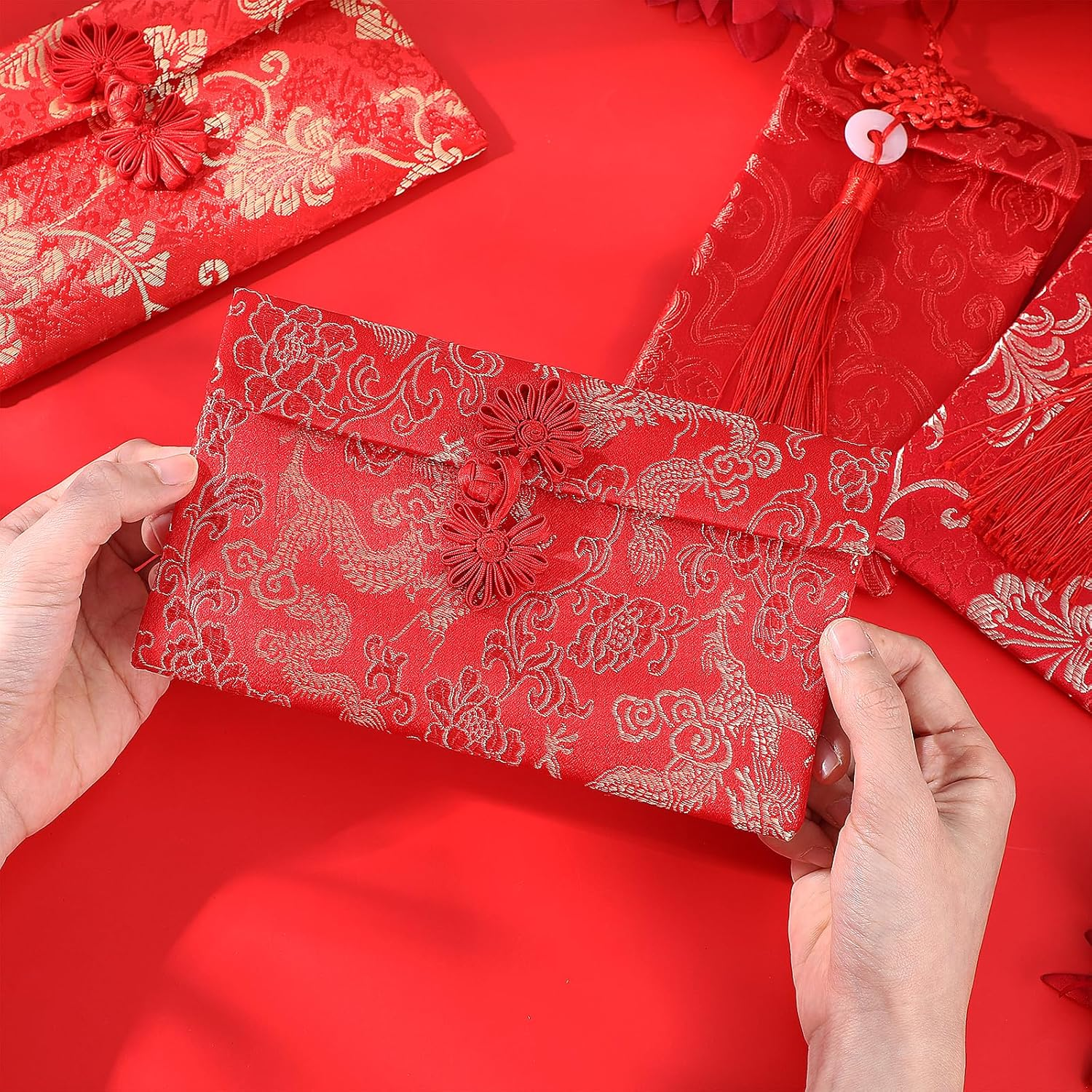 4 Pcs Silk Red Envelopes Chinese Dragon and Phoenix Embroidered Chinese Red Pocket Lucky Pockets Hongbao Invitation Card Cash Envelope for New Year Spring Festival Wedding Birthday Chinese Knot Button image number 4