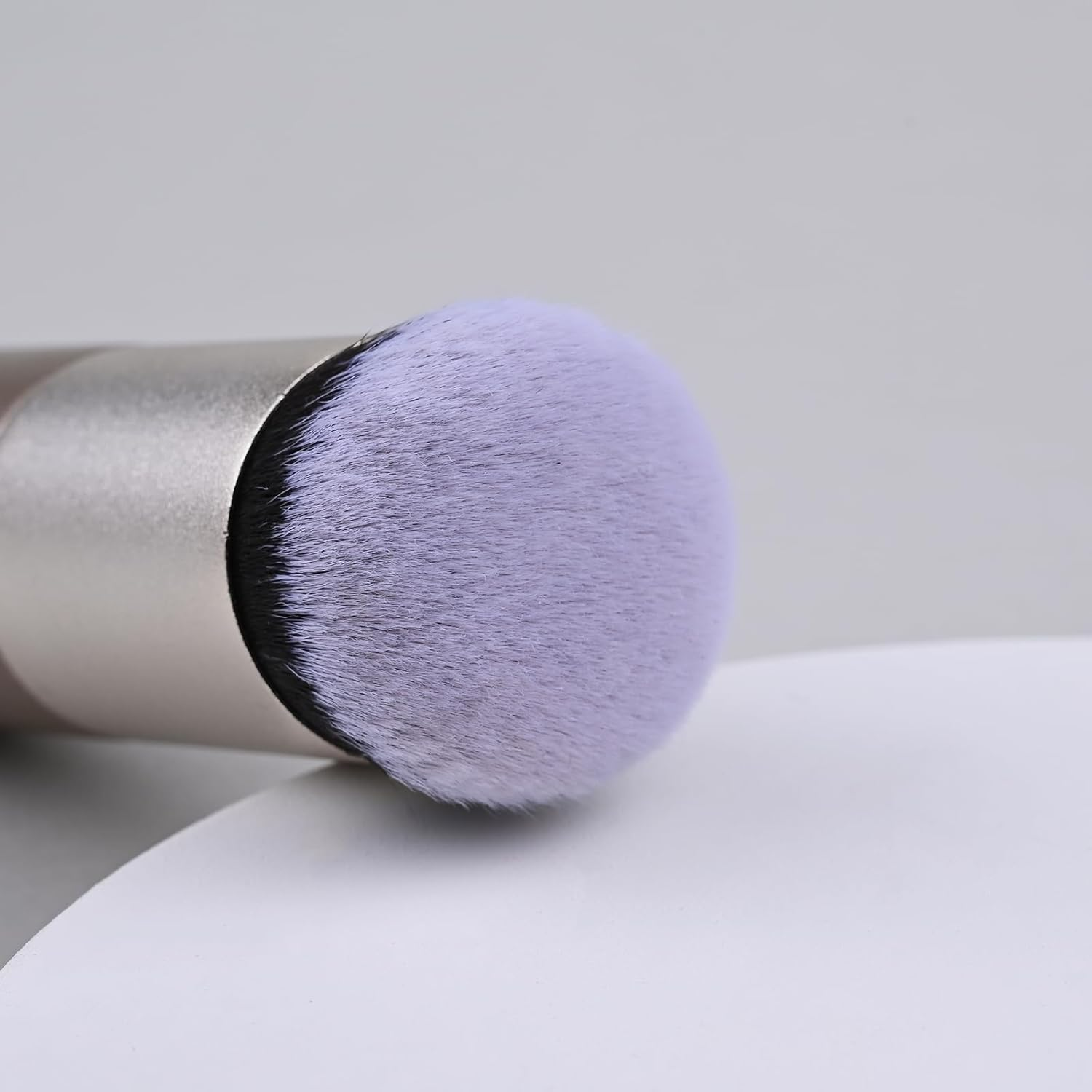 Kabuki Makeup Brush - Blender Brush for Powder, Cream, Liquid Foundation, Sunscreen, Blush Blending & Bronzer - Professional Make up Brush - Full Face Makeup Brush - Vegan & Cruelty Free image number 3