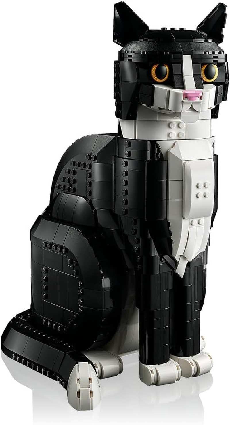 LEGO Ideas Tuxedo Cat Statue Set for Adults, DIY Creative Model Building Kit for Animal Lovers and Pet Owners, Home or Office Desk D&eacute;cor Idea for Women and Men 21349 image number 5