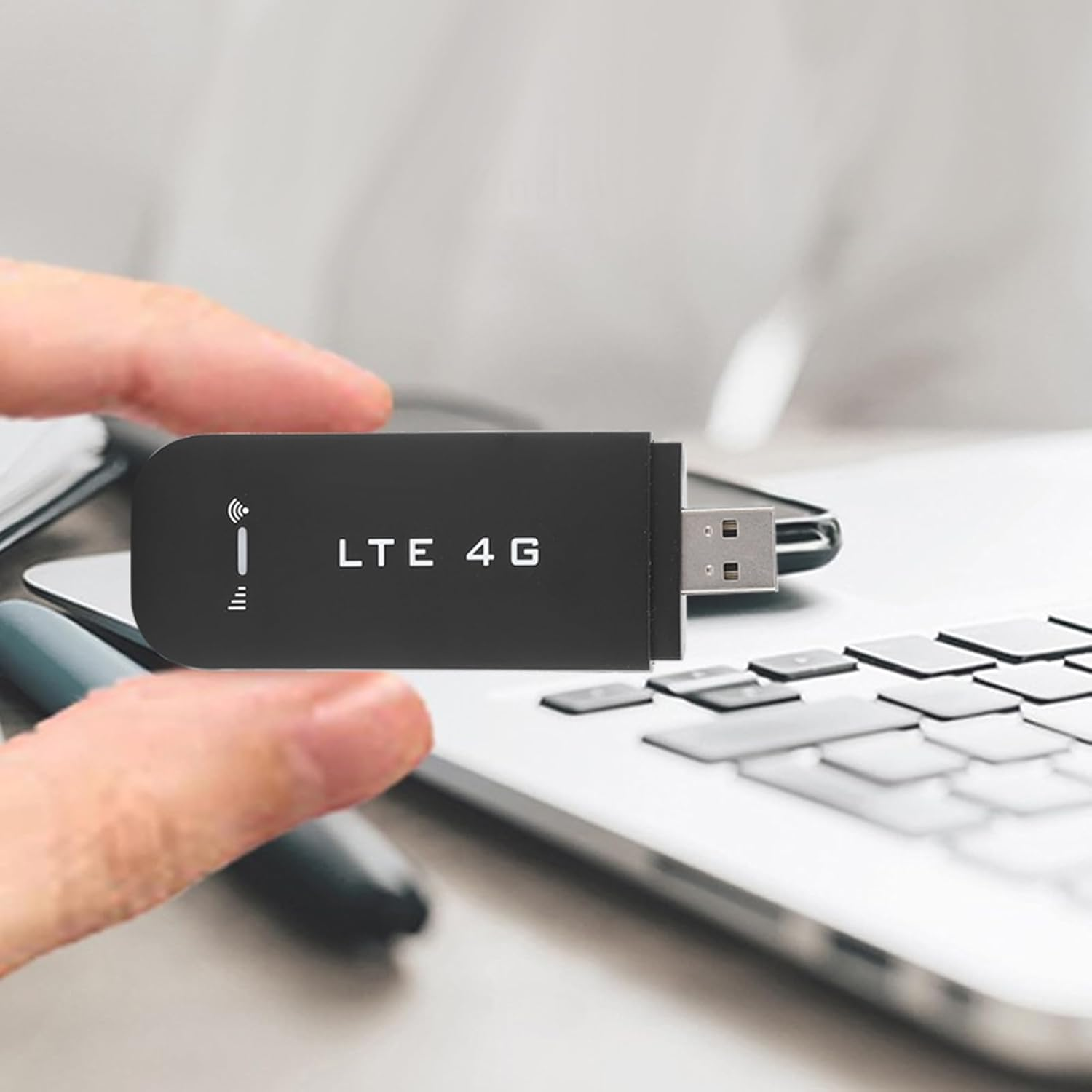 4G LTE USB Modem Portable Wifi Hotspot Router 100Mbps Wireless Network Adapter 802.11B/G/N USB Internet Stick for PC Desktop Laptop with 32GB Memory Card image number 4