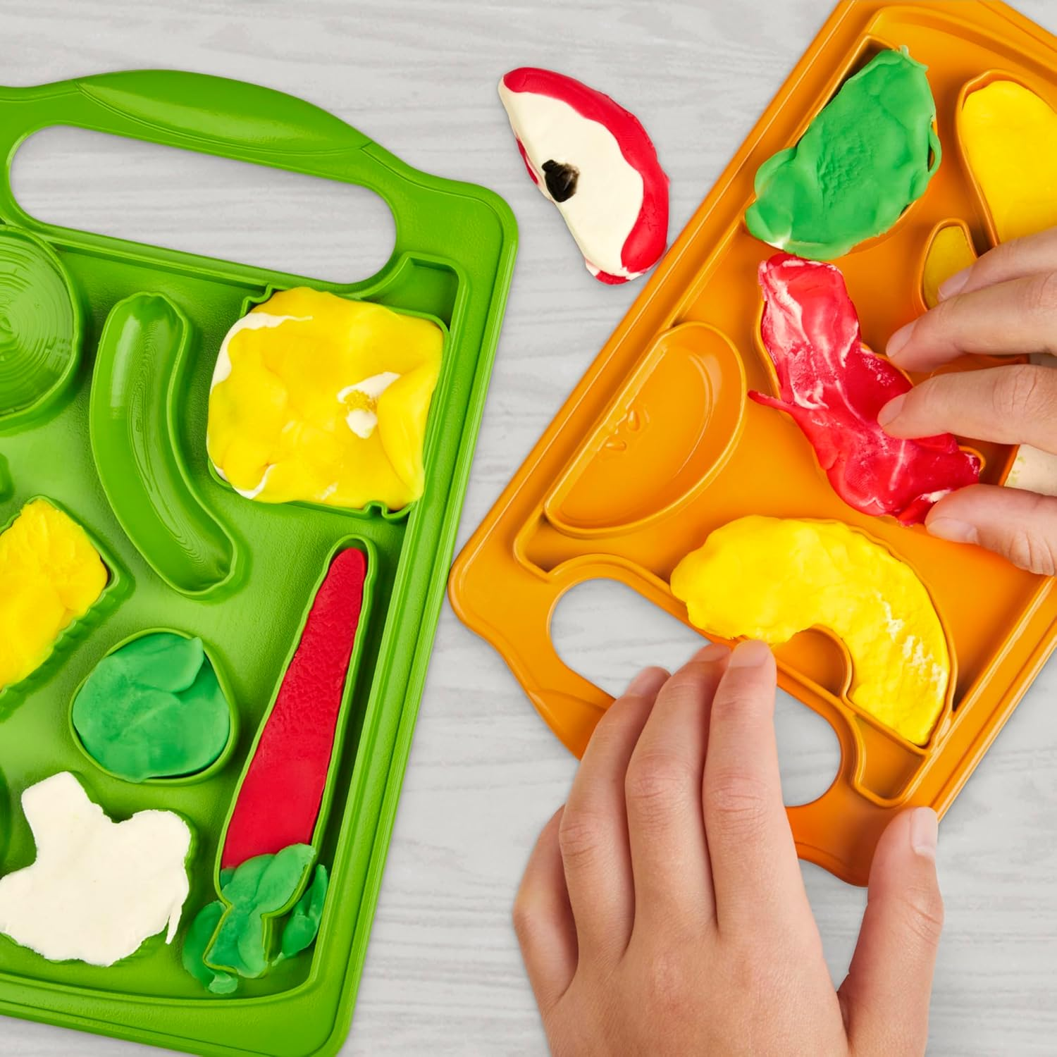 Play-Doh Pizza Slice Playset, Play Food Kitchen Toys for Kids, Arts & Crafts for Boys & Girls 3+ (Amazon Exclusive) image number 3