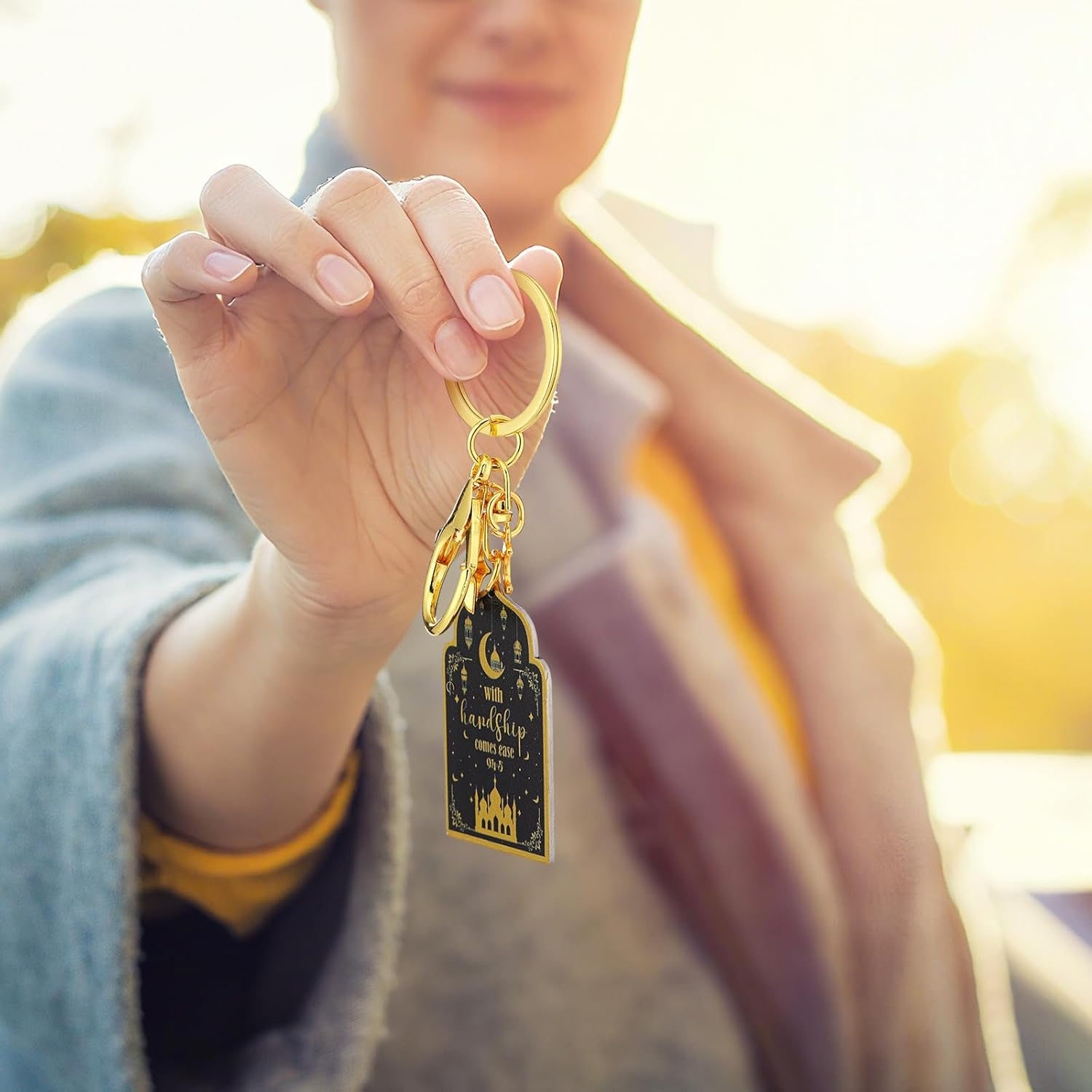 Tondiamo 6 Set Quran Keychains Gifts Bulk Islamic Mental Keychains with Cards Pink Black Muslim Key Holder for Women Men Gold Ramadan Accessories Islamic Hanging Key-Ring Gift for Purse Handbag Pocket image number 3