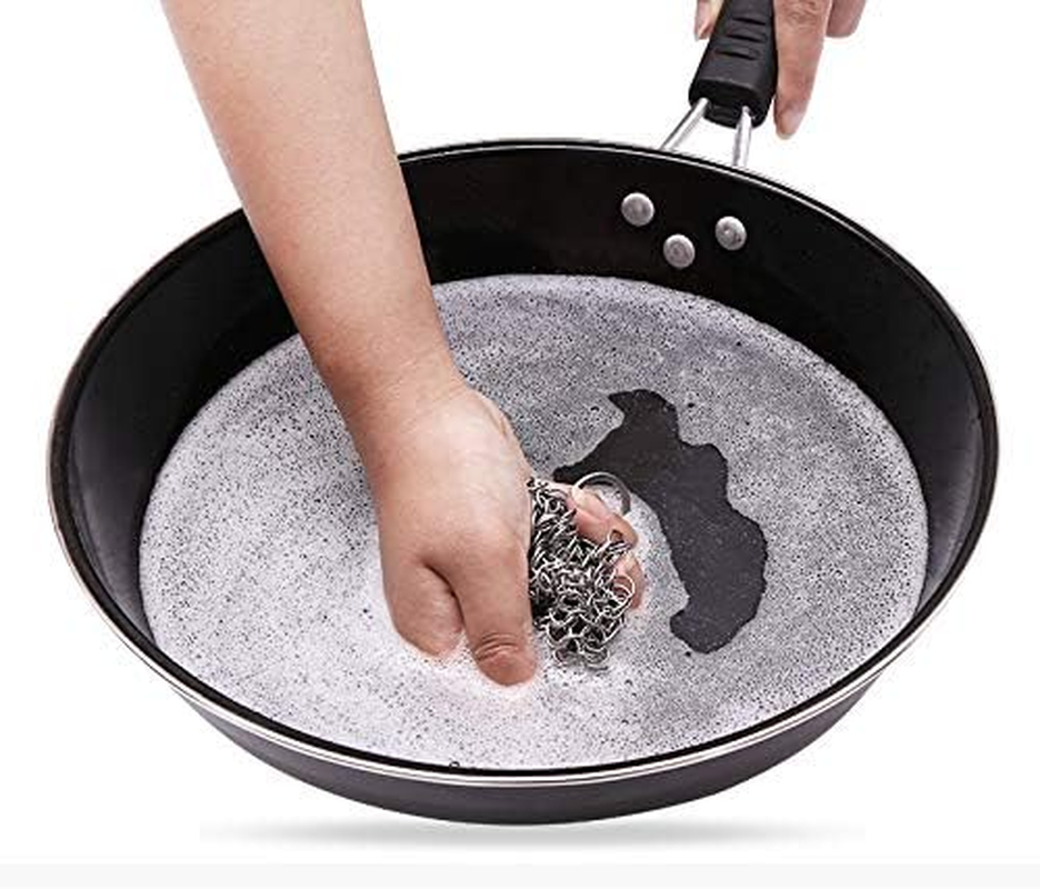 316 Stainless Steel Chainmail Scrubber for Cast Iron Pans, Skillets, and Griddles 20 X 15 Cm (8 X 6 Inch) image number 3