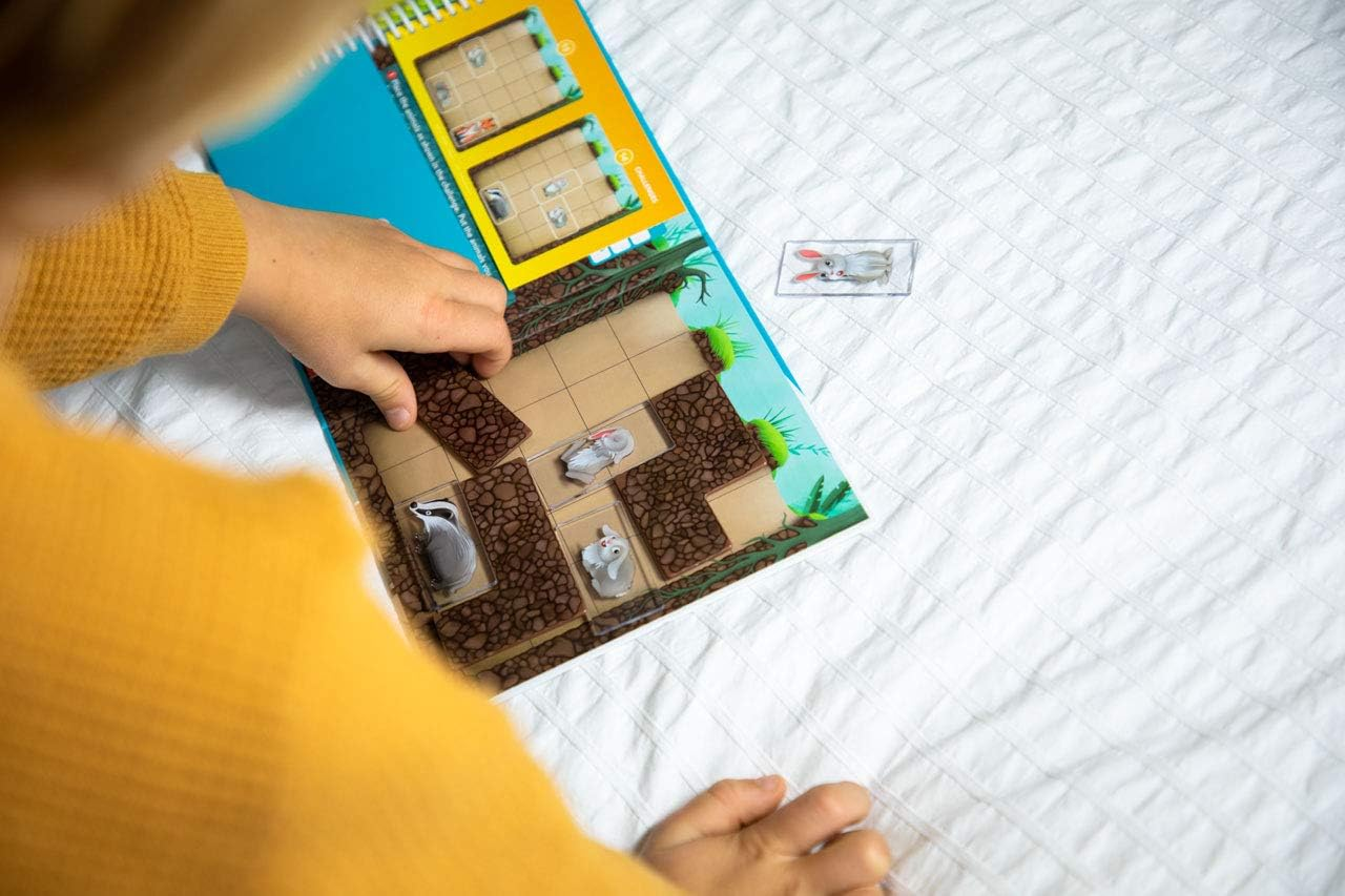 Smart Games down the Rabbit Hole Magnetic Puzzle Game image number 4