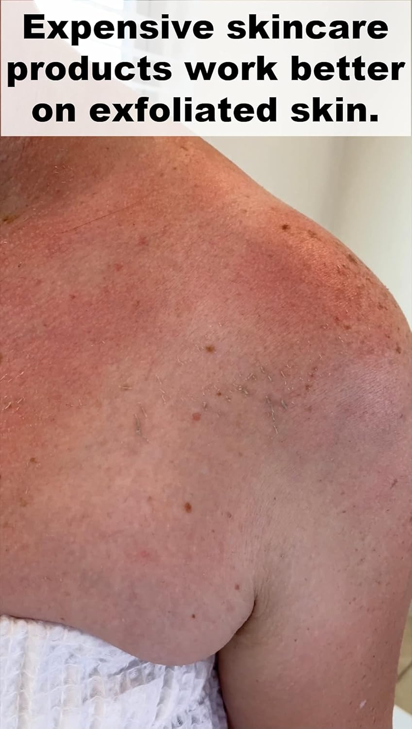 WATCH ME GLOW Silk Exfoliating Glove 100% Turkish Silk DEEP EXFOLIATING Body Scrubber Dead Skin Removal Body Exfoliator SMOOTHS SKIN and Keratosis Pilaris Exfoliating Mitt image number 3