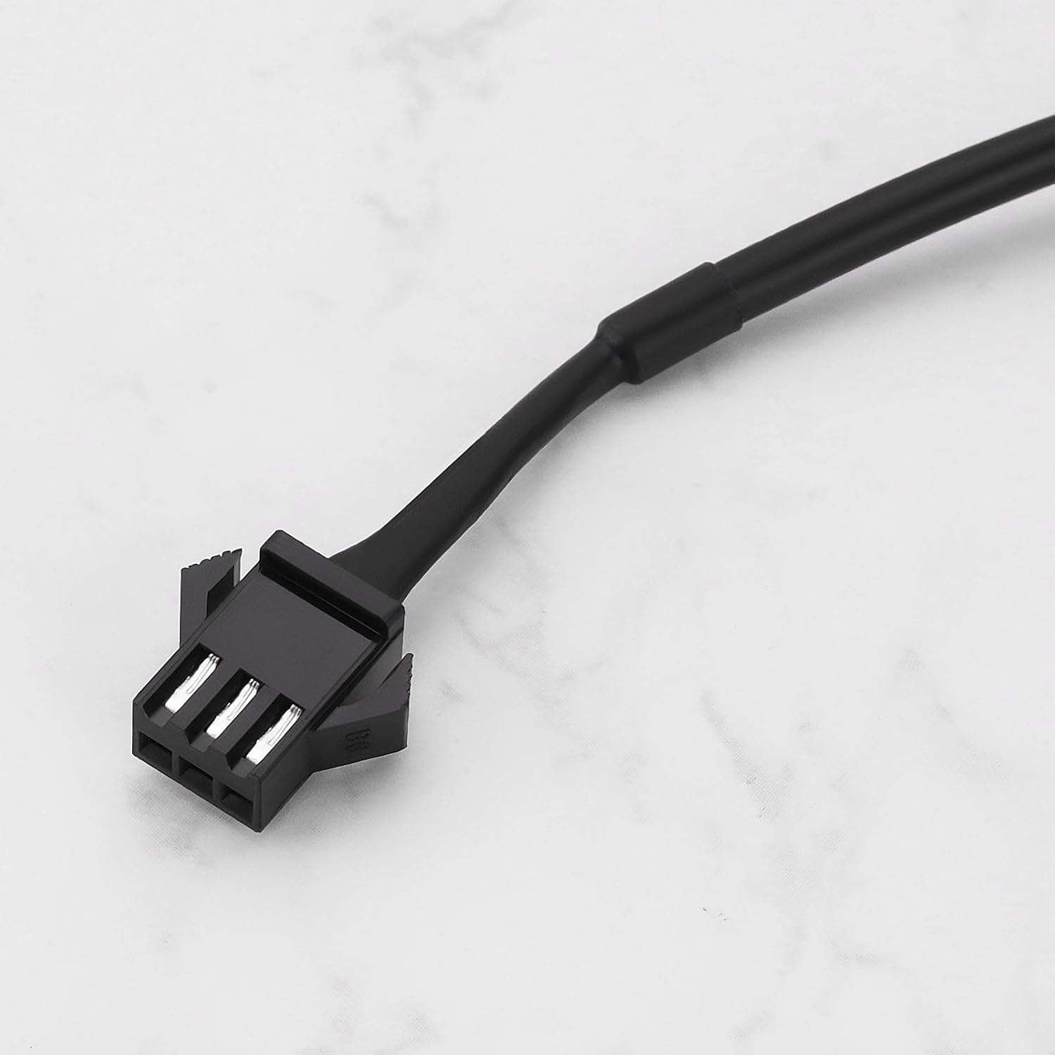 Ecsing 2Pcs 5V 3Pin ARGB Female to SM Female Adapter Cable 1 to 3 ARGB Split Cable 30CM for PC LED Strips 5 V ARGB Fan Computer Chassis image number 4