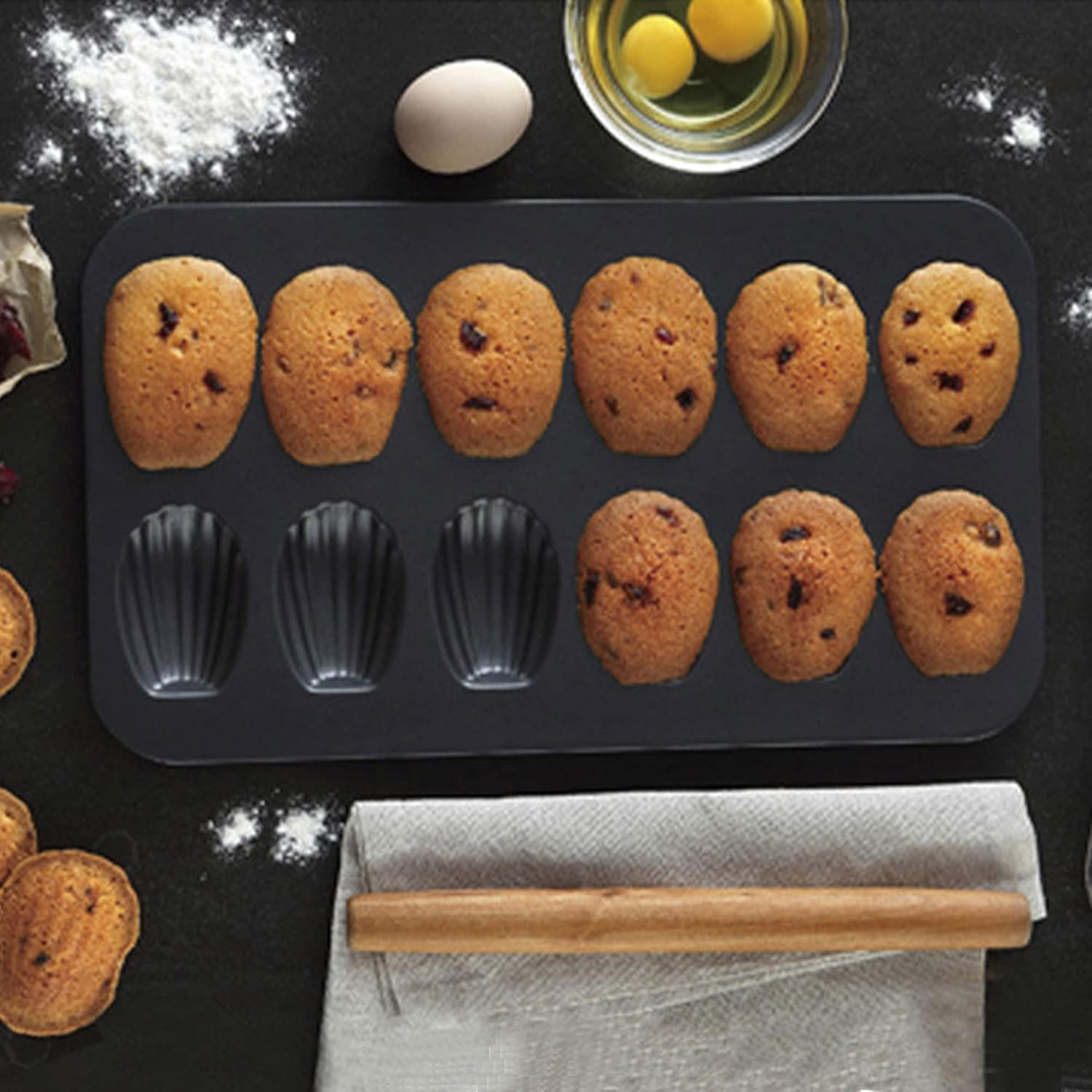 Nonstick Madeleine Pan 2Pack, 12 Cavity Shell Shape Baking Mold Non-Stick Cookie Cake Scone Pan Whoopie Pie Pan for Oven image number 2