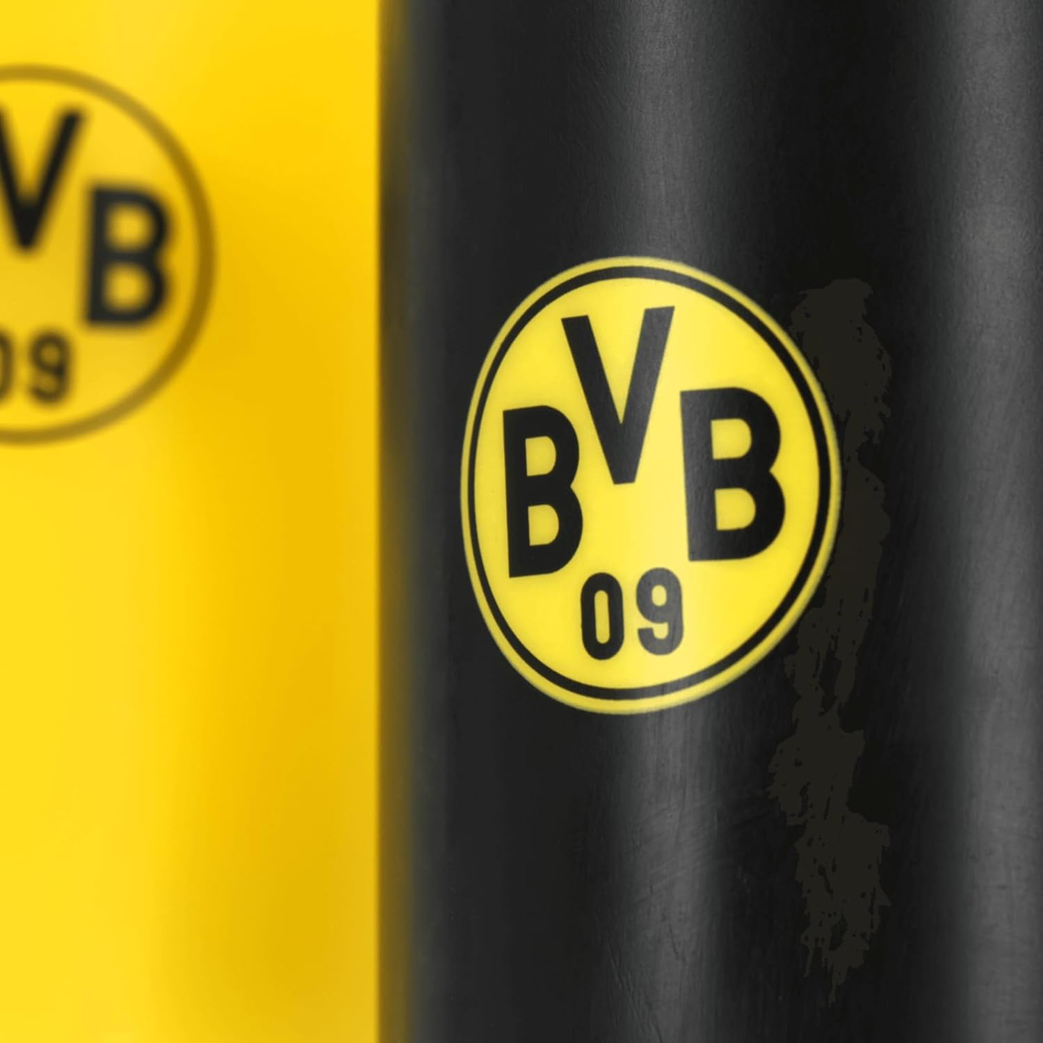 BVB LED Real Wax Candles, Set of 2, 15 Cm and 10 Cm, Black/Yellow with BVB Logo, Battery Operated image number 4