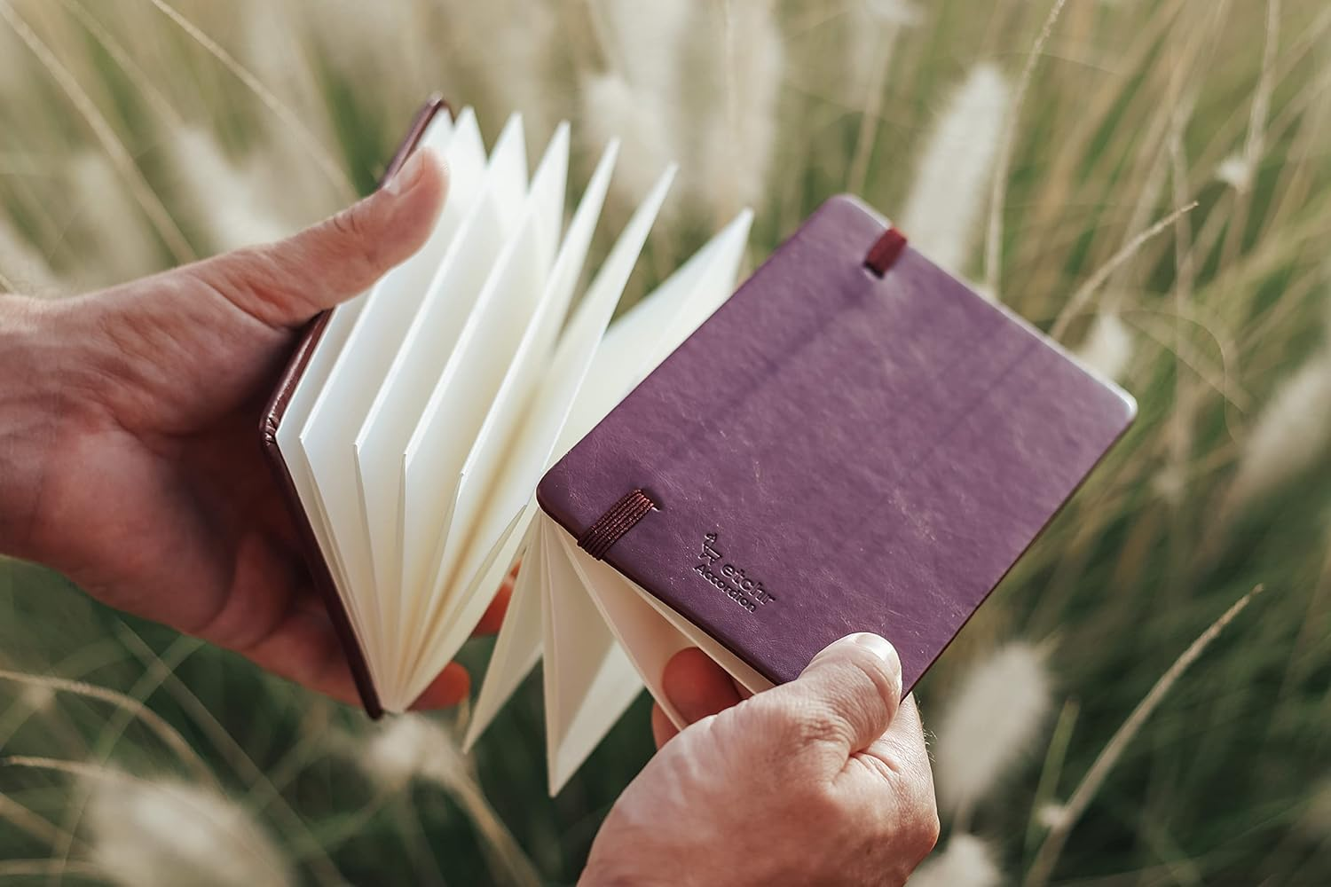 Etchr Watercolor Sketchbook Accordion 5X8In - 100% Cotton Watercolor Paper Journal - Hot Press Watercolor Paper image number 2