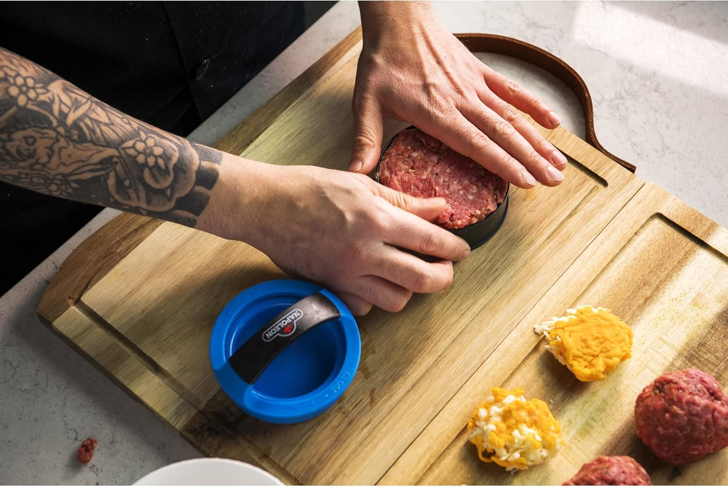 Napoleon Gourmet Burger Press Kit image number 4