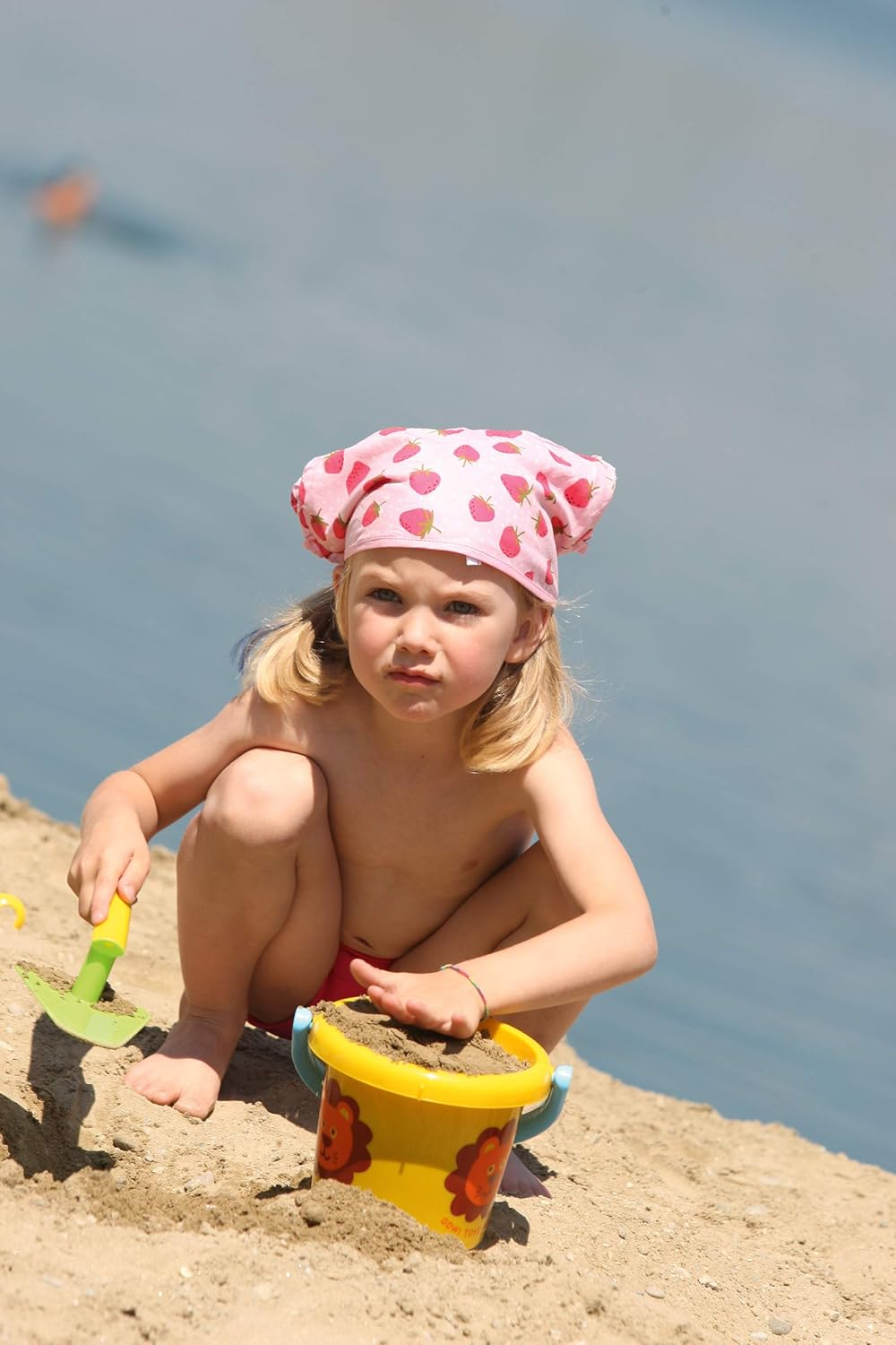 Gowi Toys Sandpit Bucket, 16 Cm Diameter, Multicolor