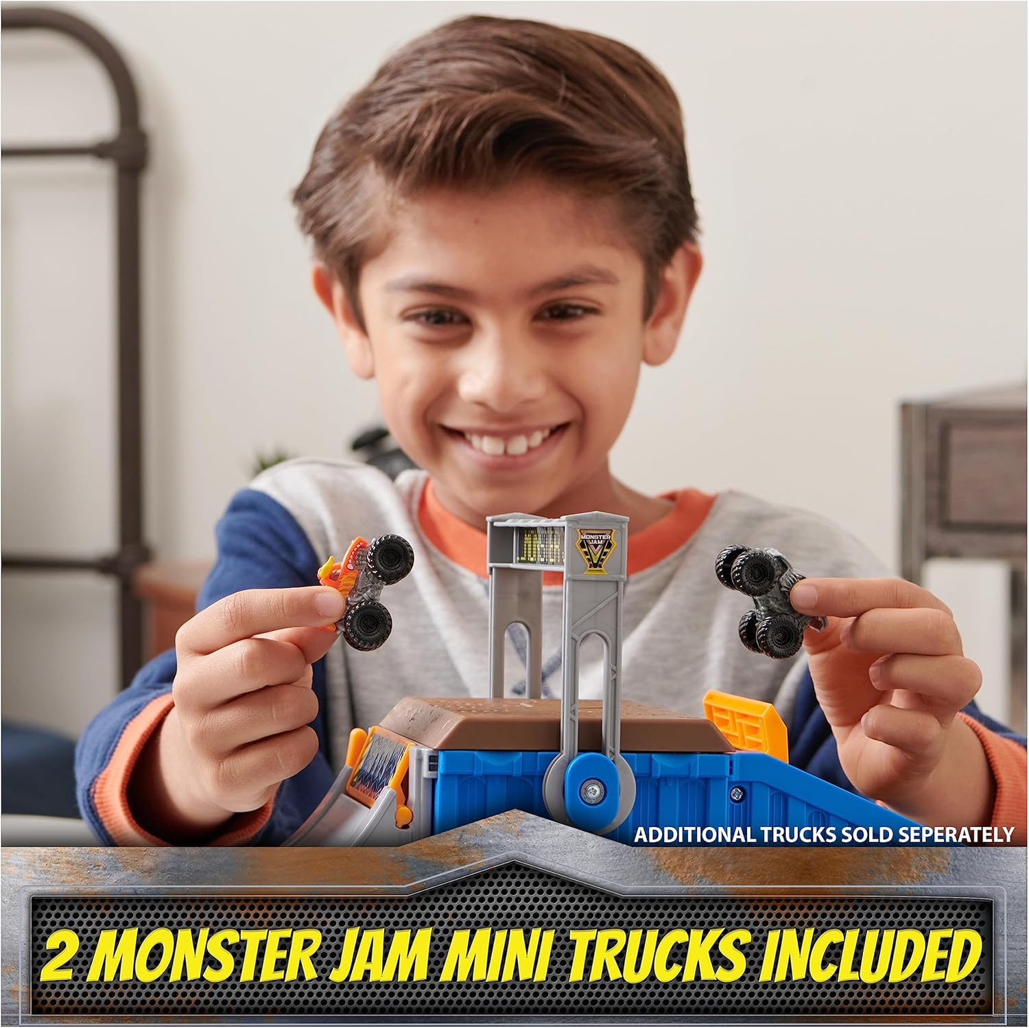 Monster Jam Mini Freestyle Flip Arena Playset and Storage with 2 Mini Trucks, Kids Toys for Boys and Girls Ages 3 and Up - Mini Megalodon Race And Chomp Playset image number 3
