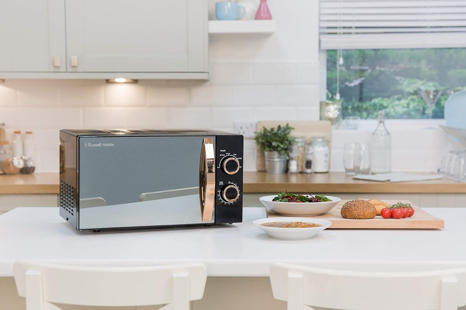 Russell Hobbs RHM1727RG 17 Litre 700 W Rose Gold Solo Microwave with 5 Power Levels, 30 Minute Timer, Defrost Setting, Easy Clean image number 3