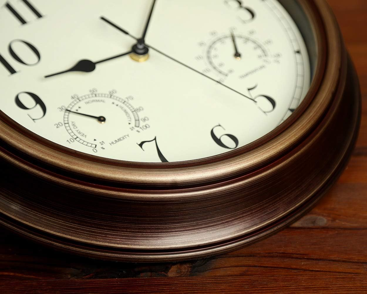 12 Inch Indoor Outdoor Wall Clock Waterproof with Temperature and Humidity Combo,Battery Operated Non Ticking Silent Clock Wall Decorative 1Pcs