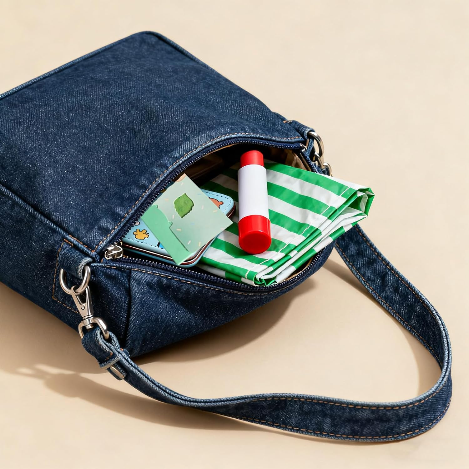 500 PCS Oil Blotting Paper, 100 Sheets Each Box, Refreshing Mint Scented Oil Blotting Sheets for Face & Nose, Skin Control for Oily Skin, Portable Oil Absorbing Tissues image number 1