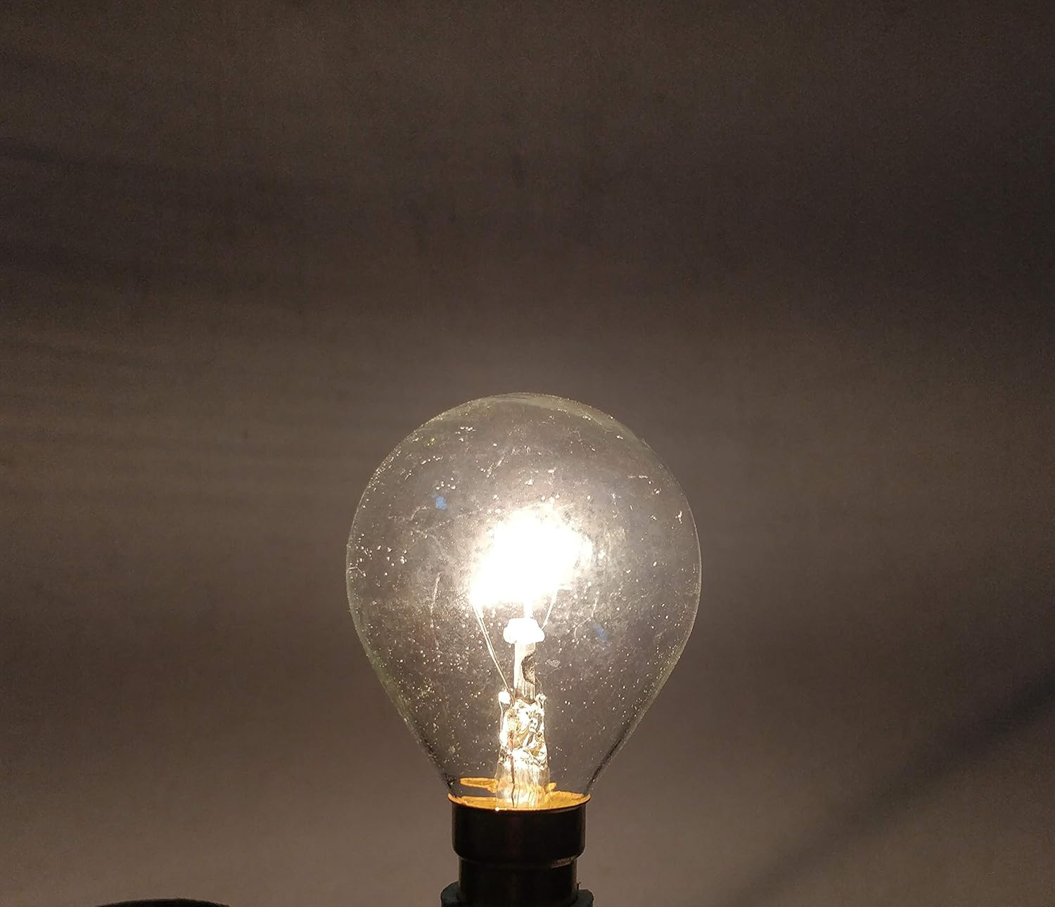 10 X 25W Clear Fancy round Light Globes Bulbs E14 Small Screw SES Incandescent