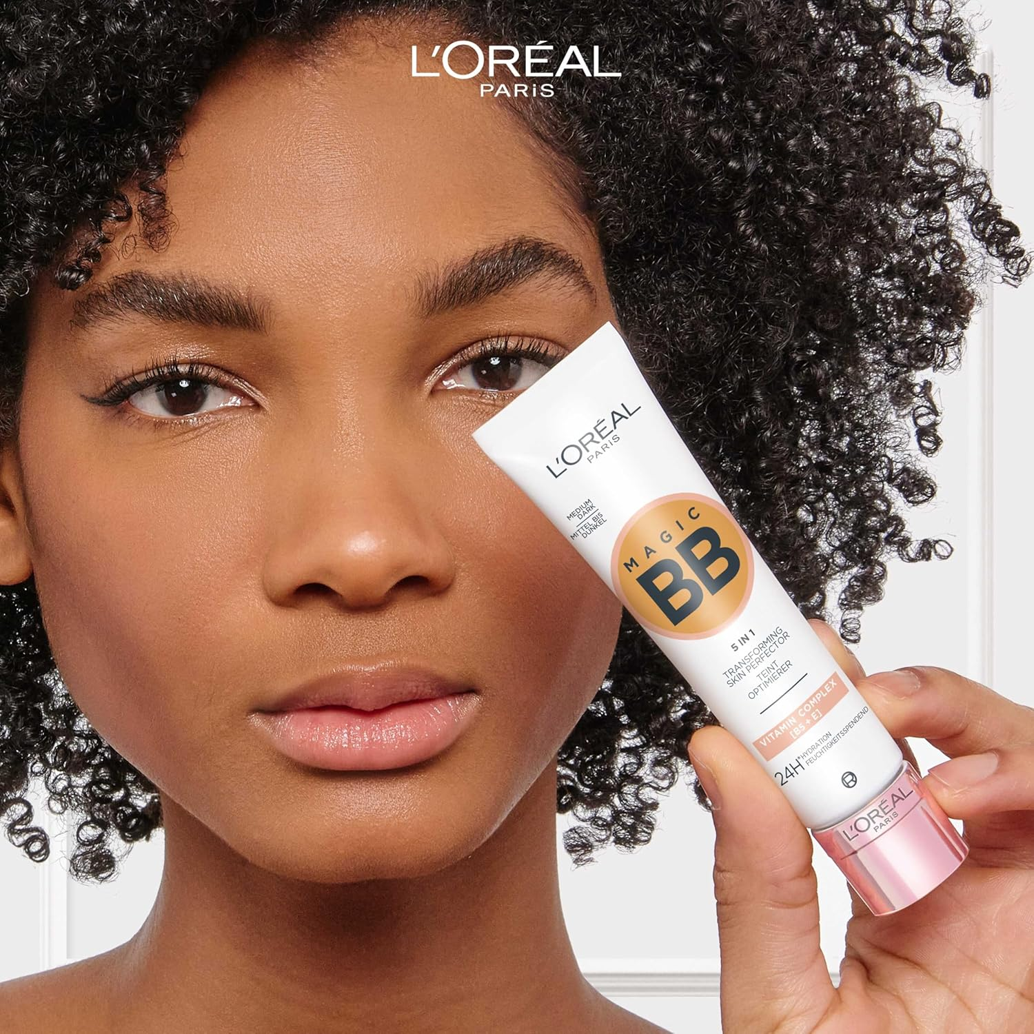 L'Or&eacute;al Paris C'Est Magic BB Cream 05 Medium Dark image number 4