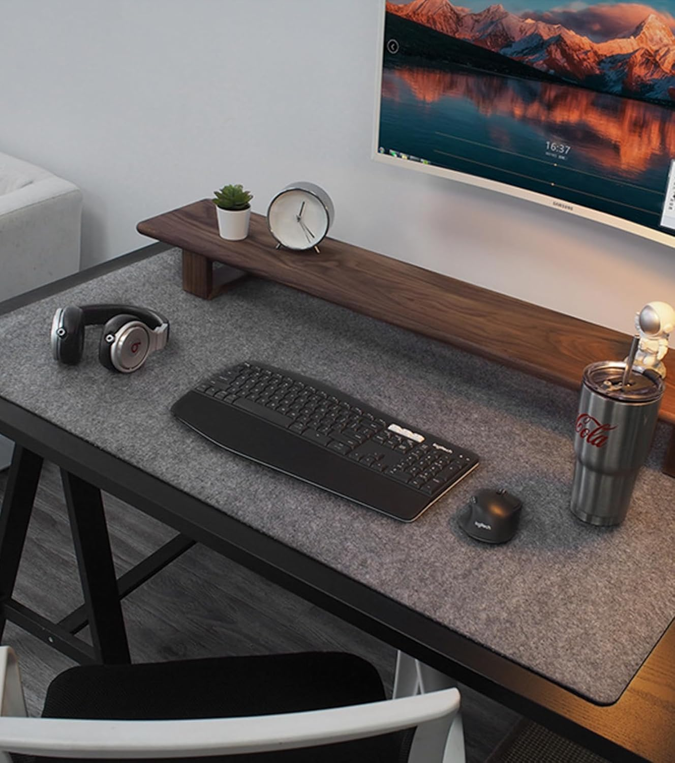 Mouse Mat XXL, Non-Slip Gaming Mouse Mat, Felt Fabric, Waterproof Desk Mat, Desk Pad, Mouse Mat for PC, Macbook, Laptop, Improves Precision and Speed image number 2