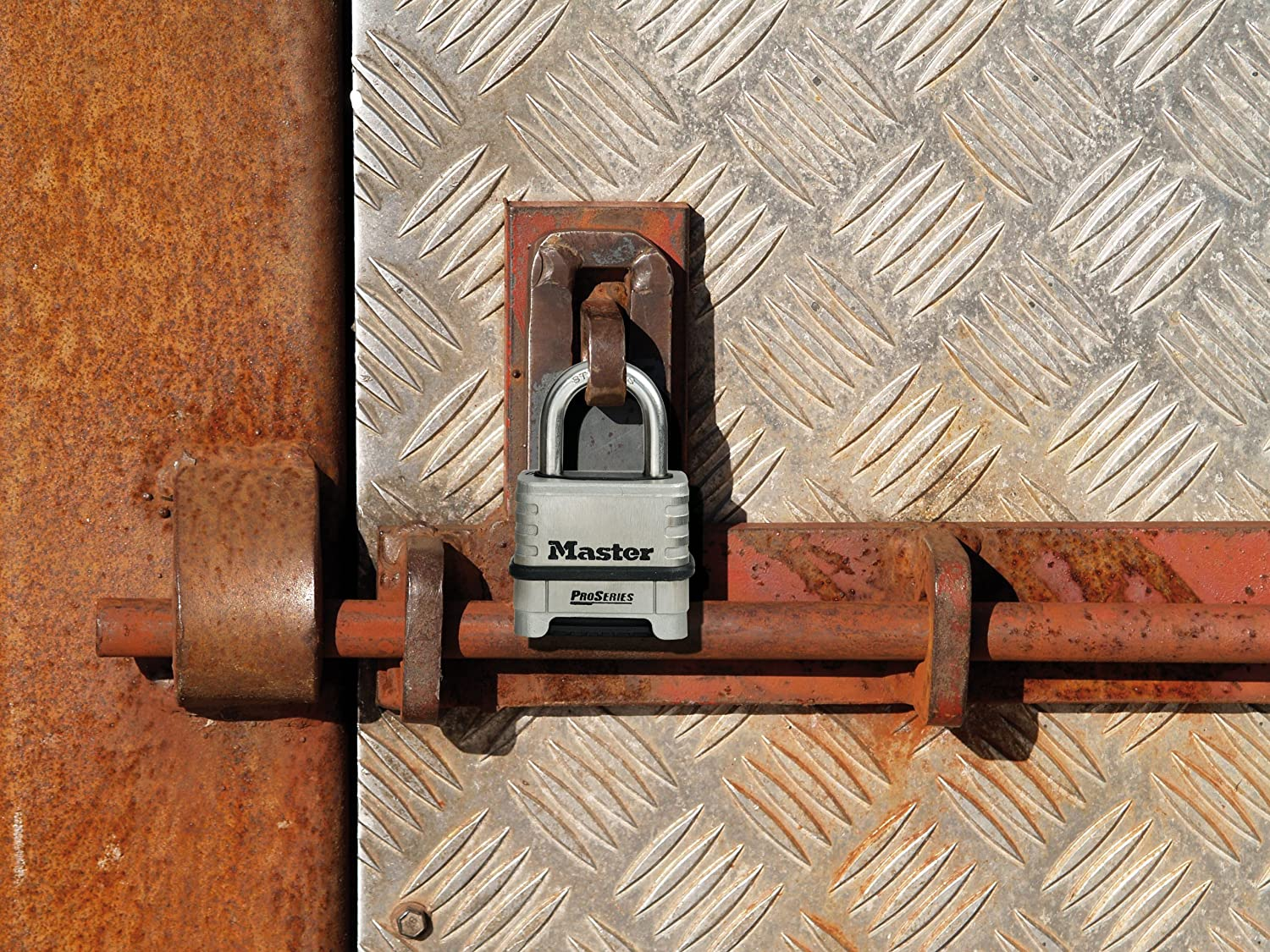 Master Lock Stainless Steel Combination Padlock, 57 Mm Size, Silver, 5/16 Inch (1174D)